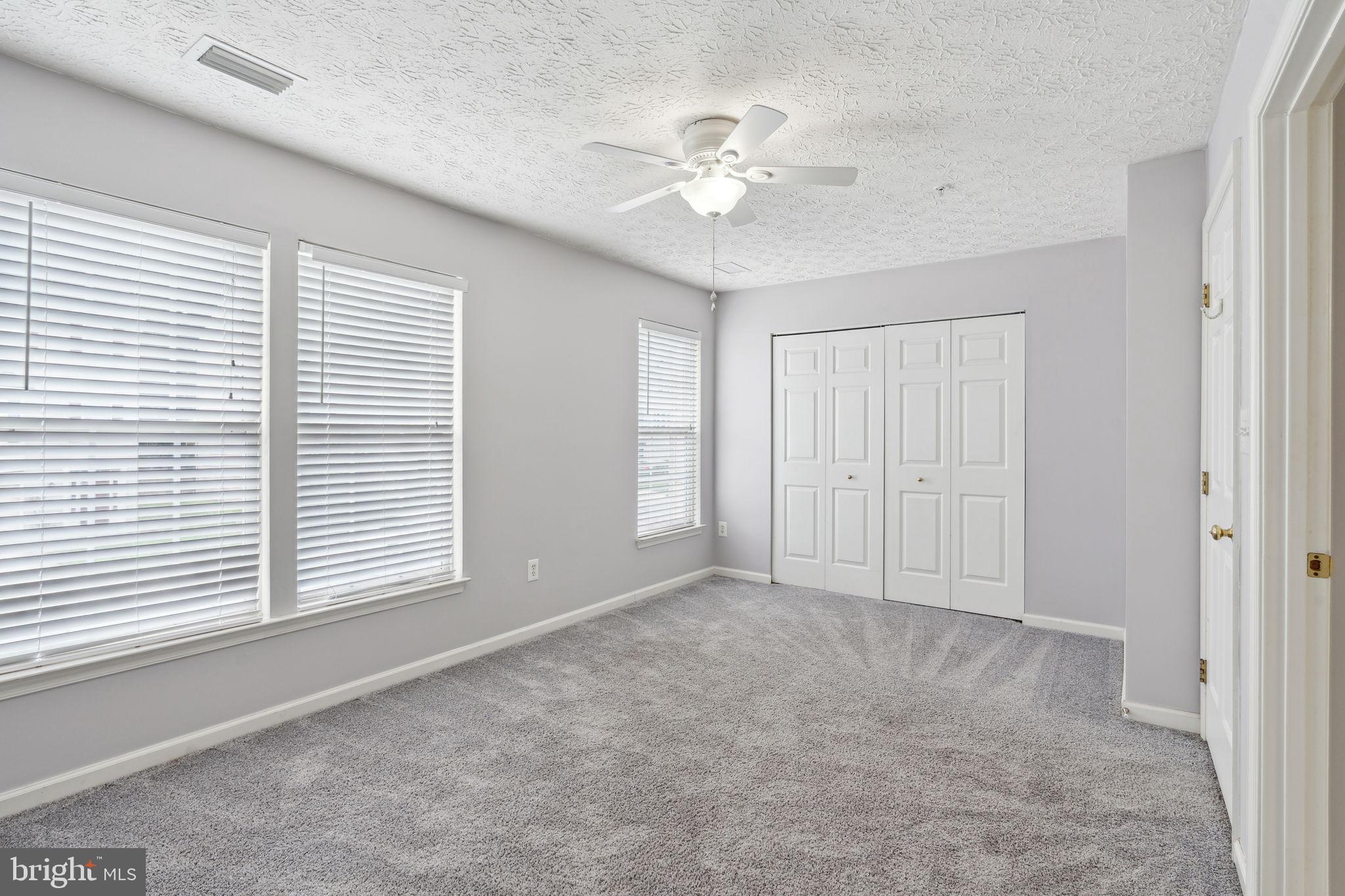 PINEY ORCHARD - Residential