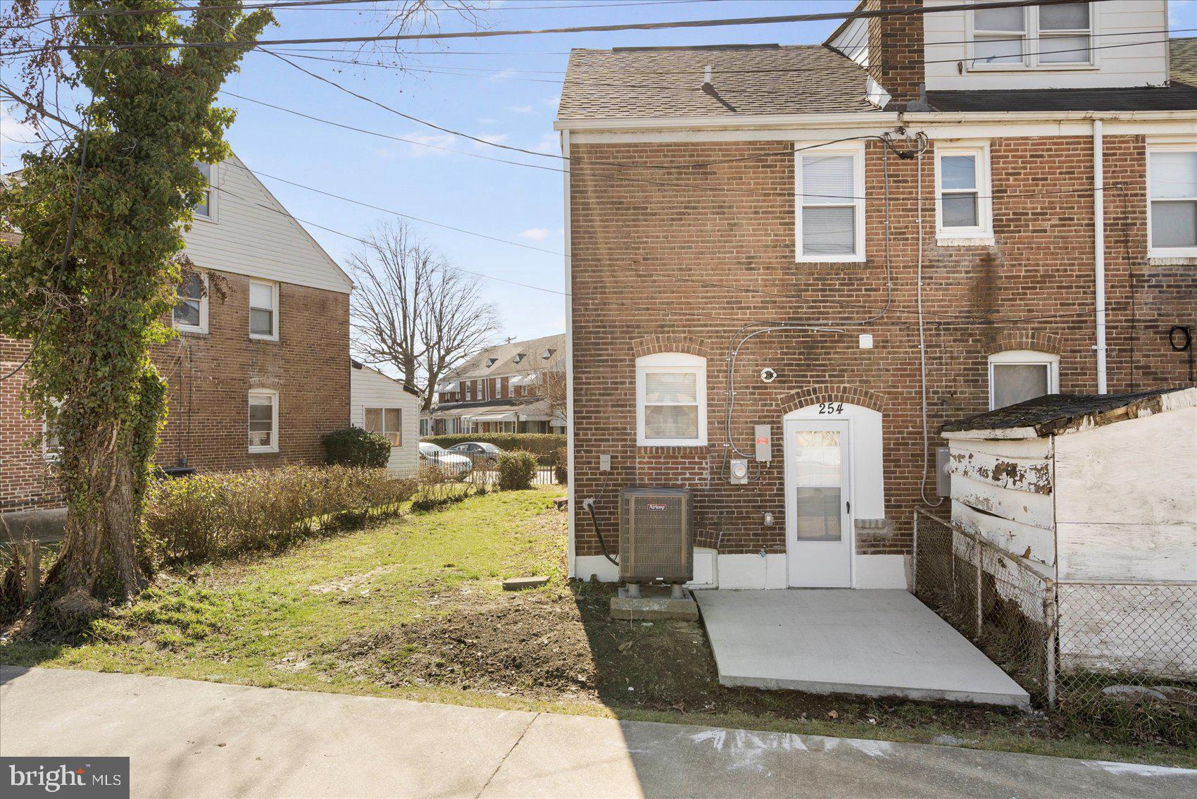 TURNERS MANOR - Residential