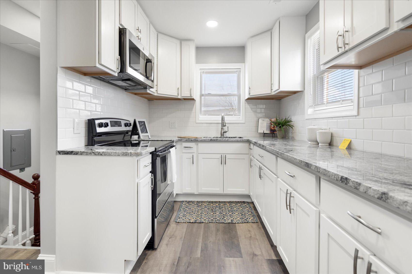 TURNERS MANOR - Residential