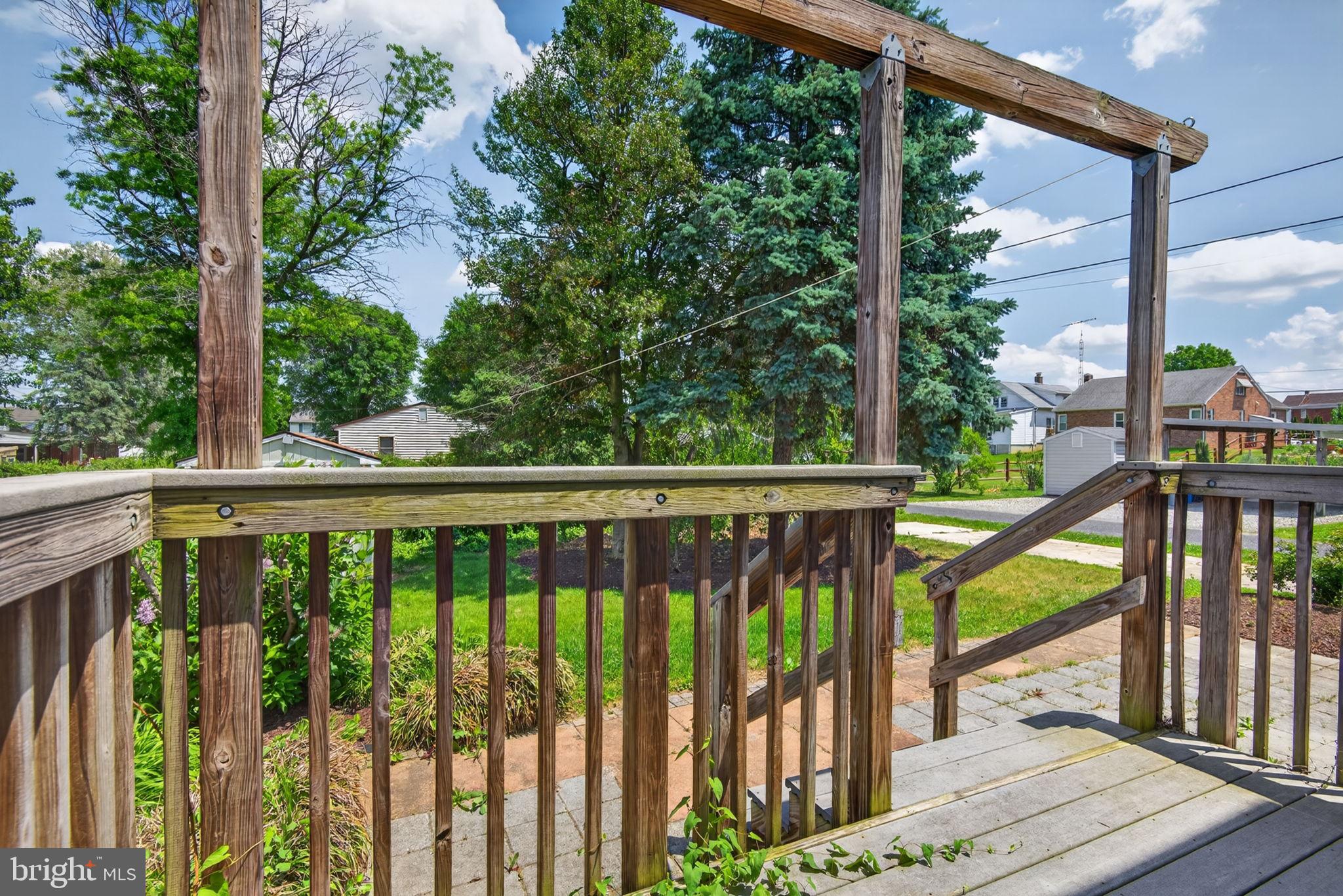 MCSHERRYSTOWN - Residential