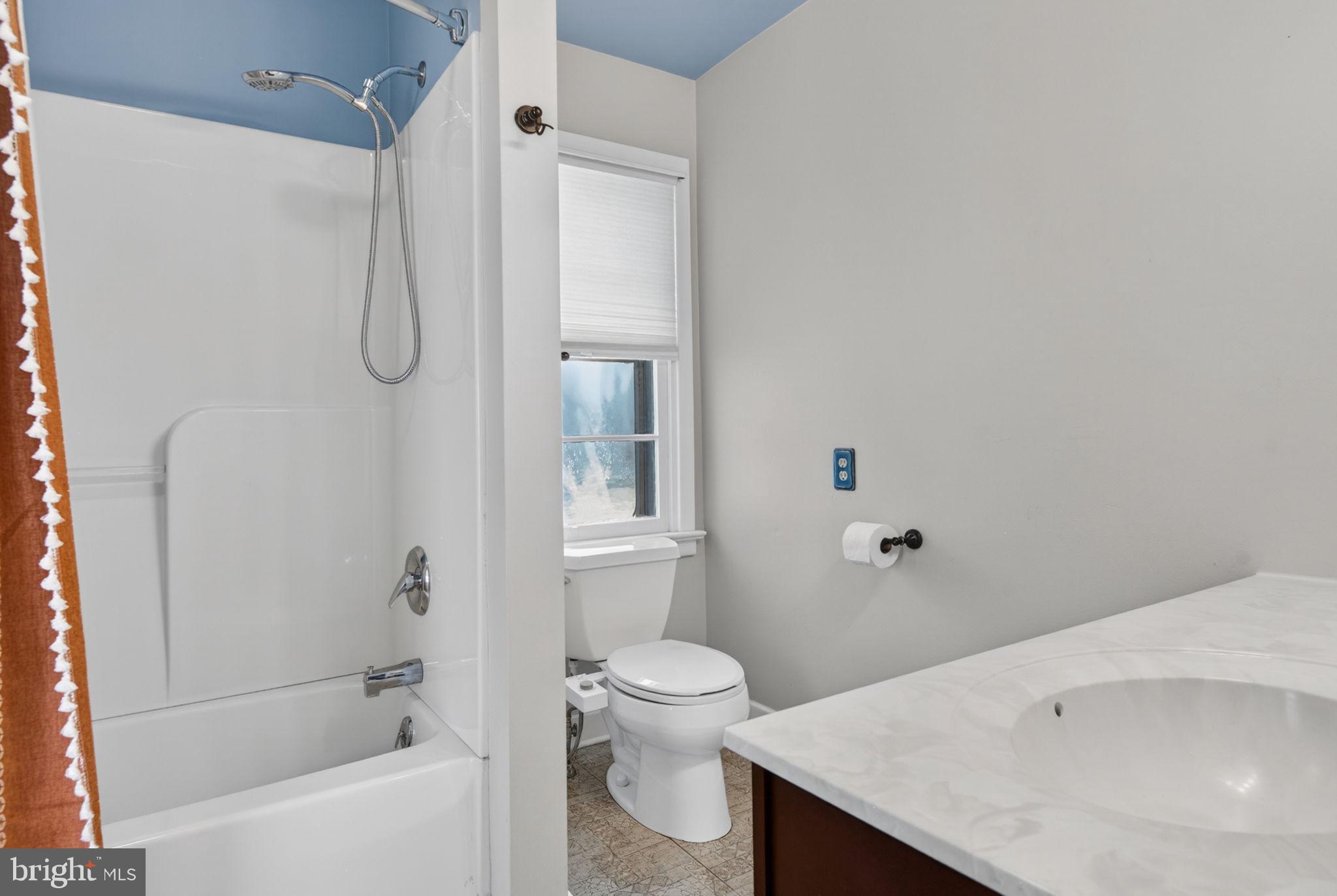 MCSHERRYSTOWN - Residential
