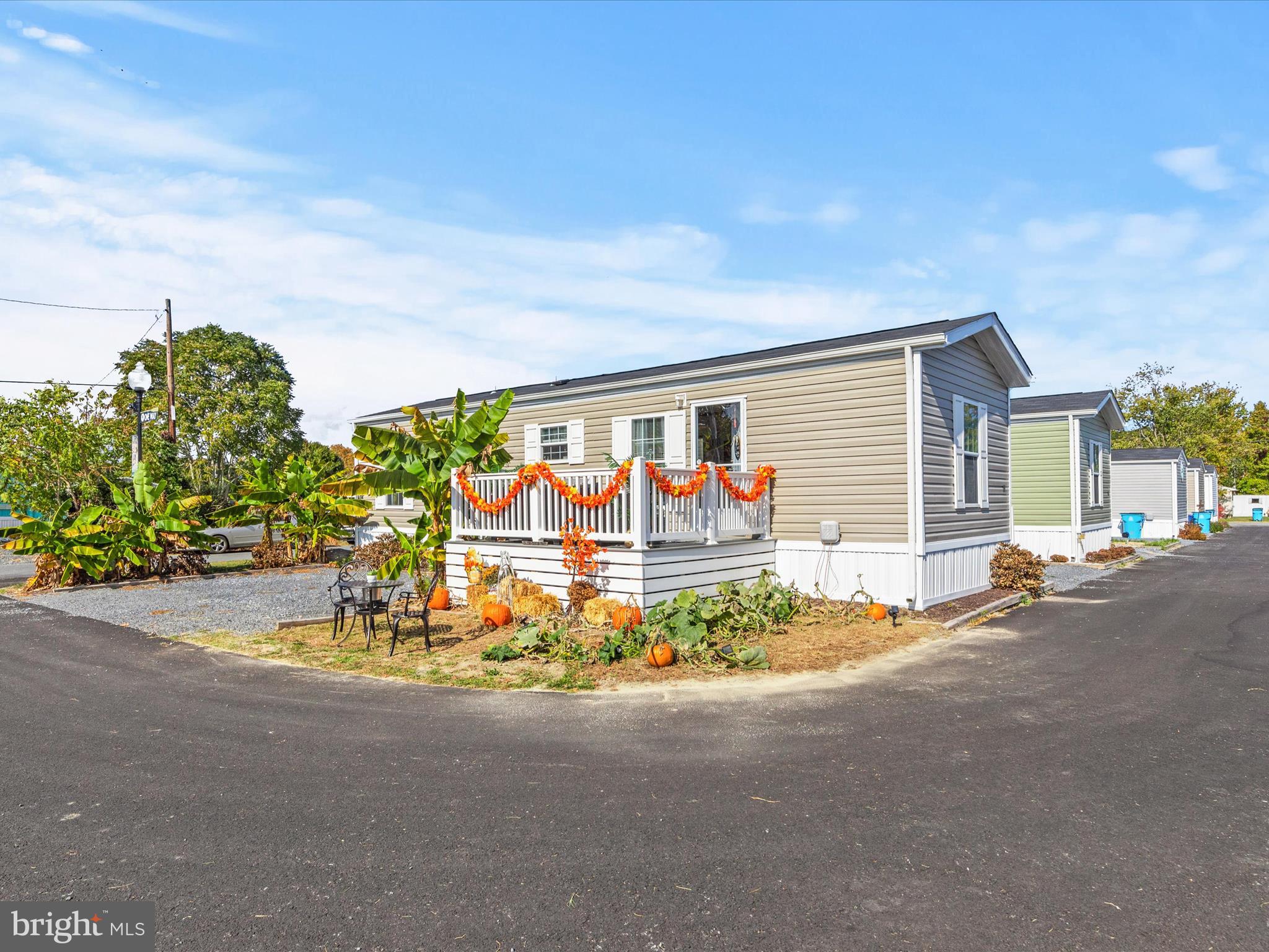 SALT LIFE PARK LLC - Residential