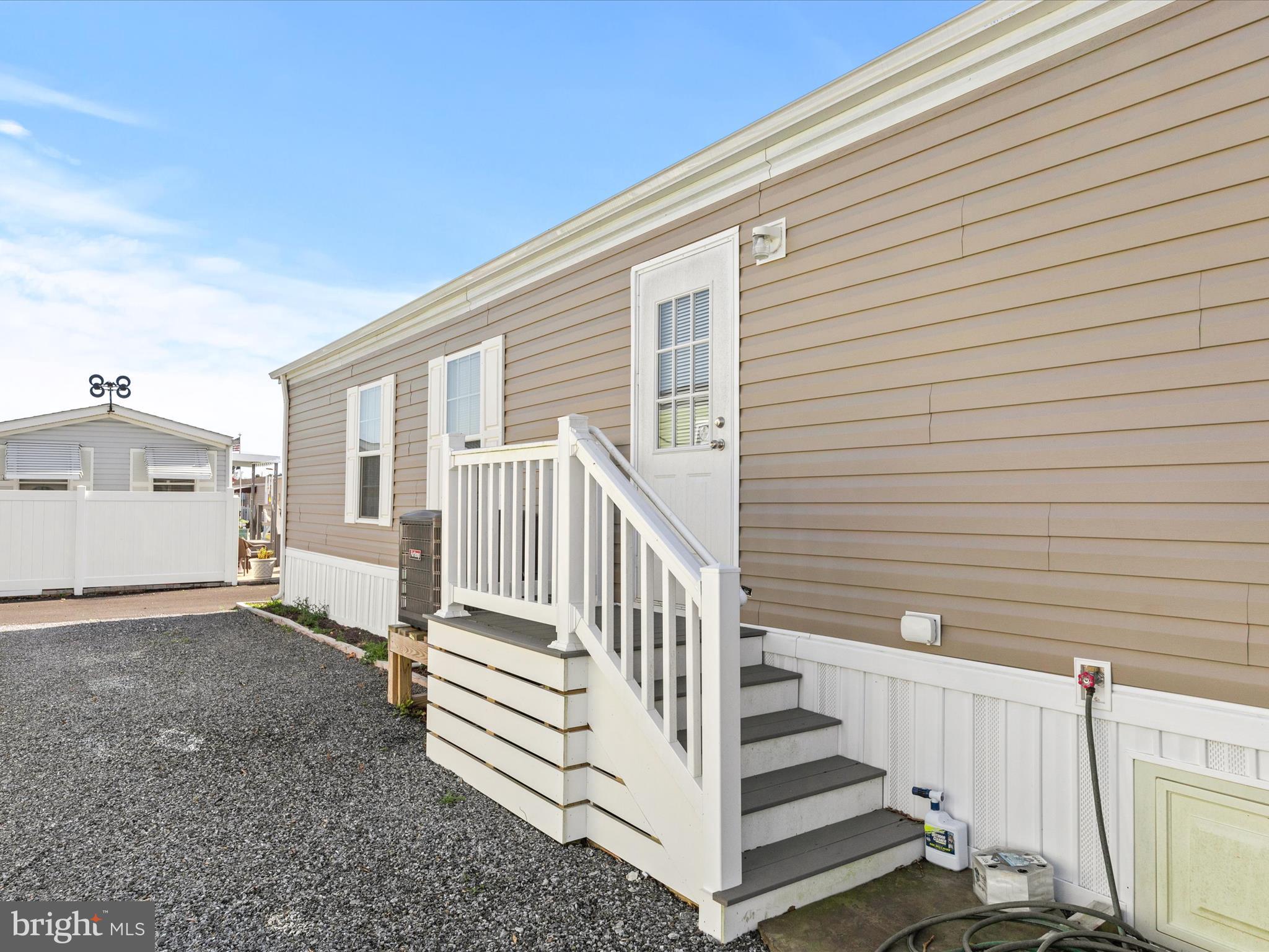 SALT LIFE PARK LLC - Residential