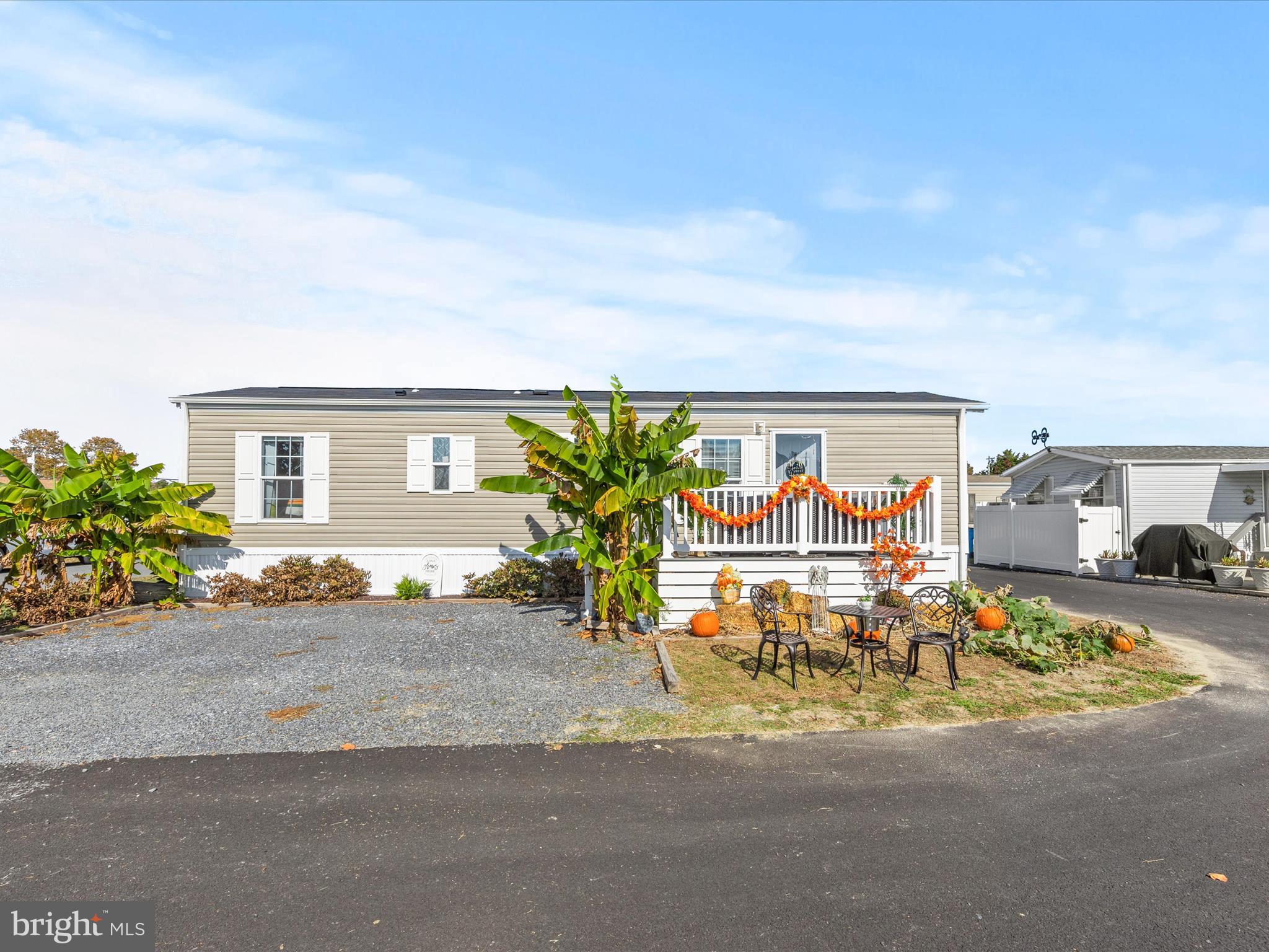 SALT LIFE PARK LLC - Residential