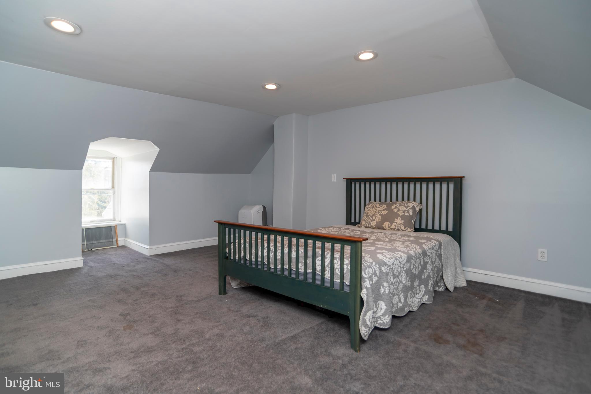 BRISTOL - Residential