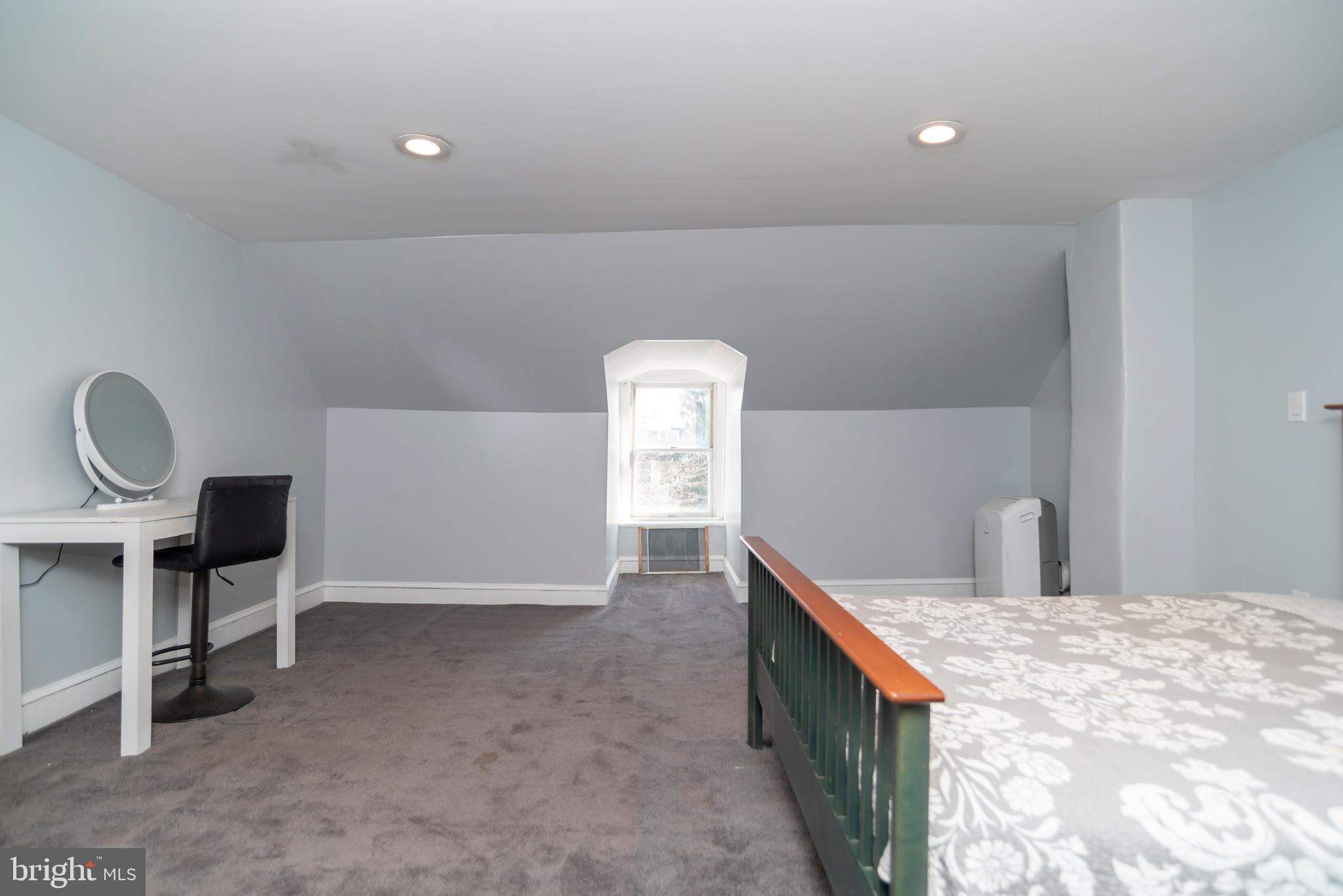 BRISTOL - Residential