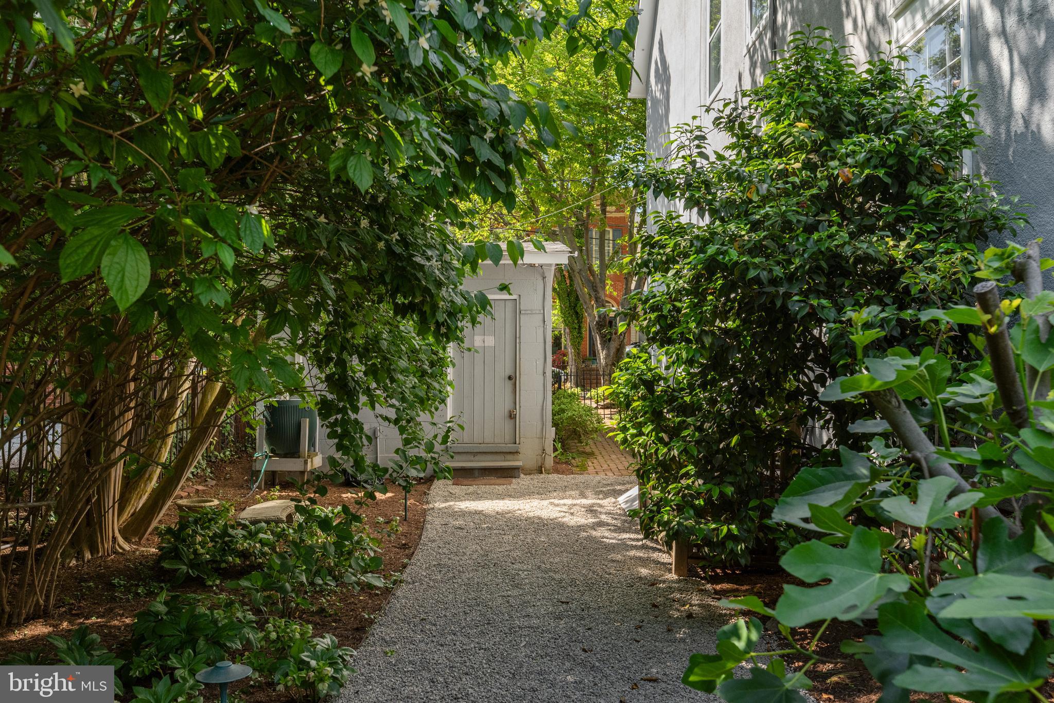 HISTORIC DISTRICT - Residential