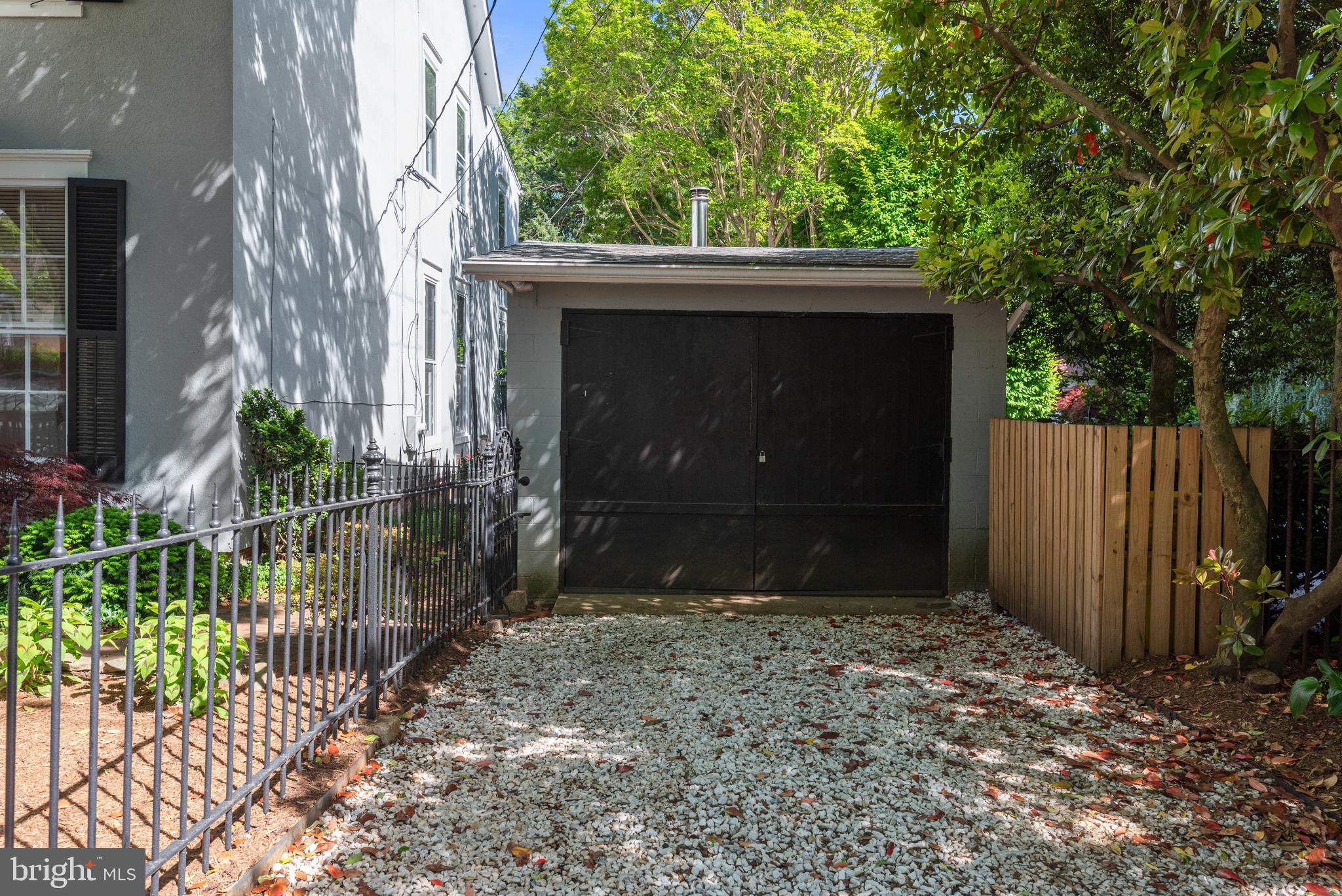 HISTORIC DISTRICT - Residential