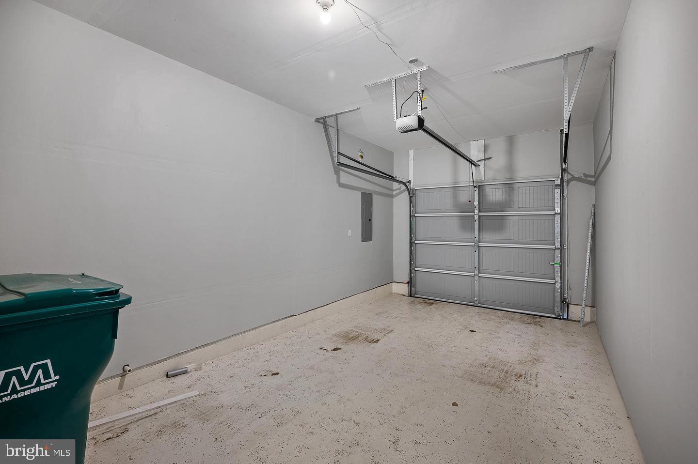 WATERSIDE - Residential