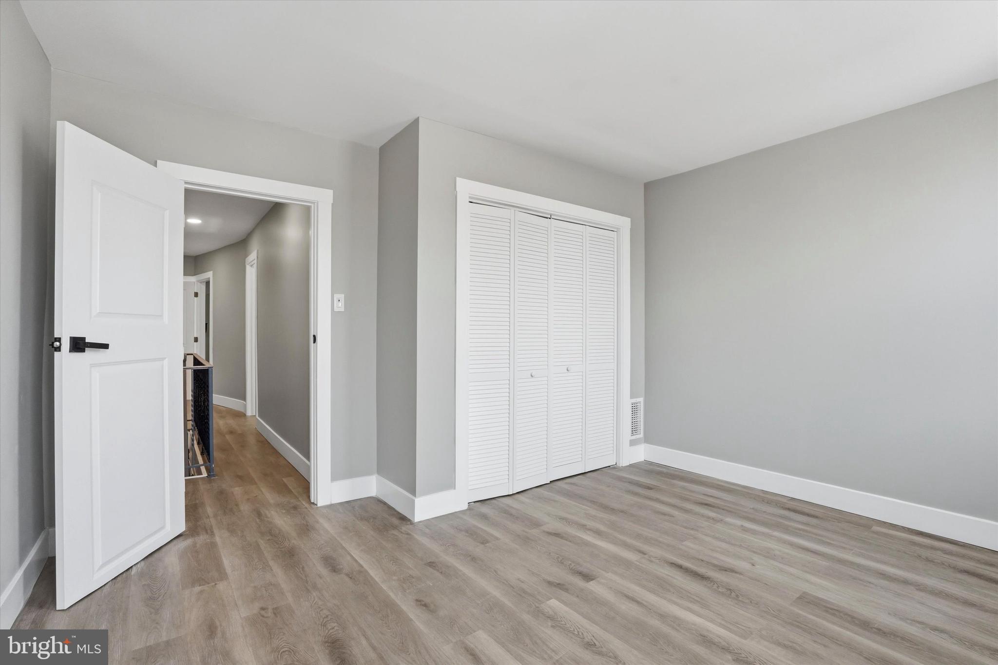 PORT RICHMOND - Residential