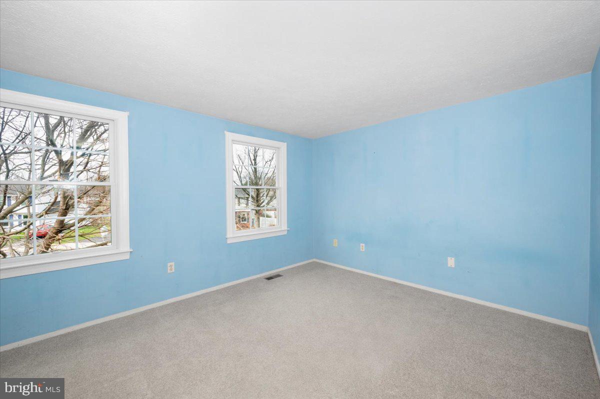 HILLCREST ORCHARDS - Residential