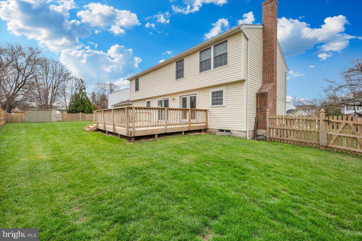 HILLCREST ORCHARDS - Residential