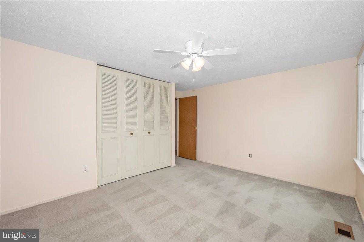 HILLCREST ORCHARDS - Residential