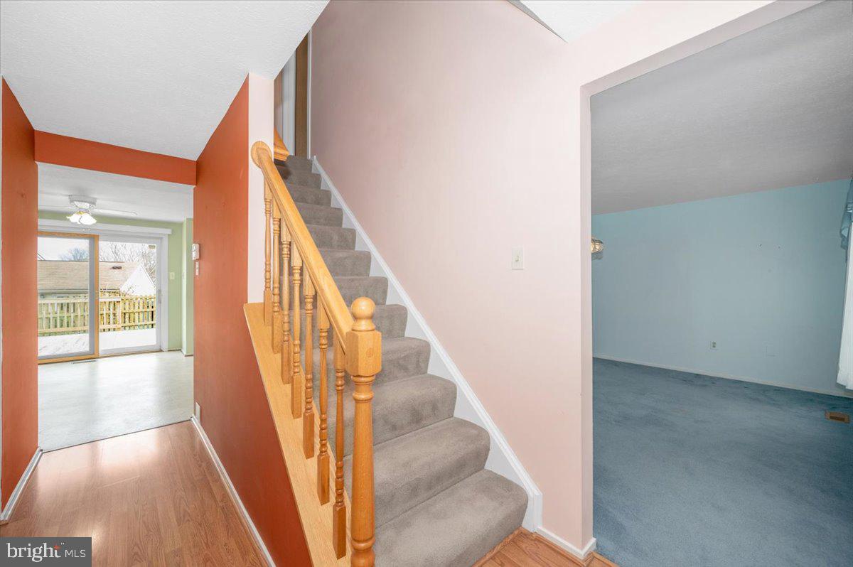 HILLCREST ORCHARDS - Residential