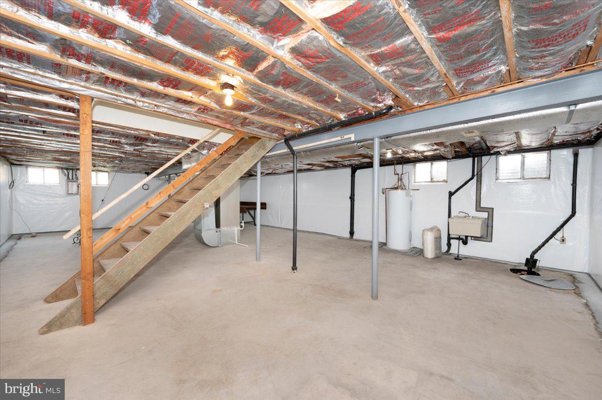 HILLCREST ORCHARDS - Residential