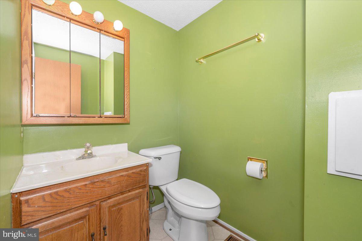 HILLCREST ORCHARDS - Residential