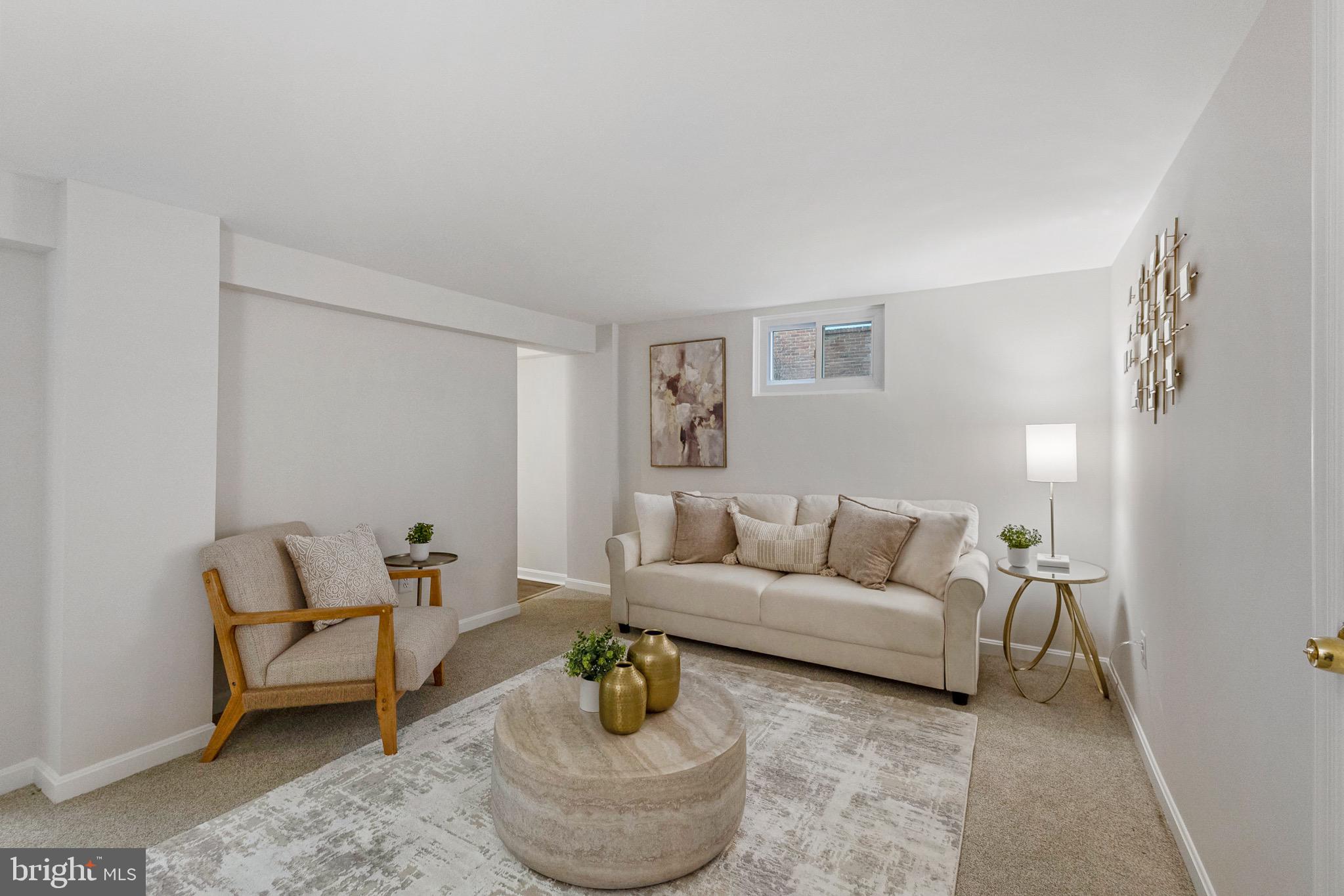 HILLWOOD - Residential