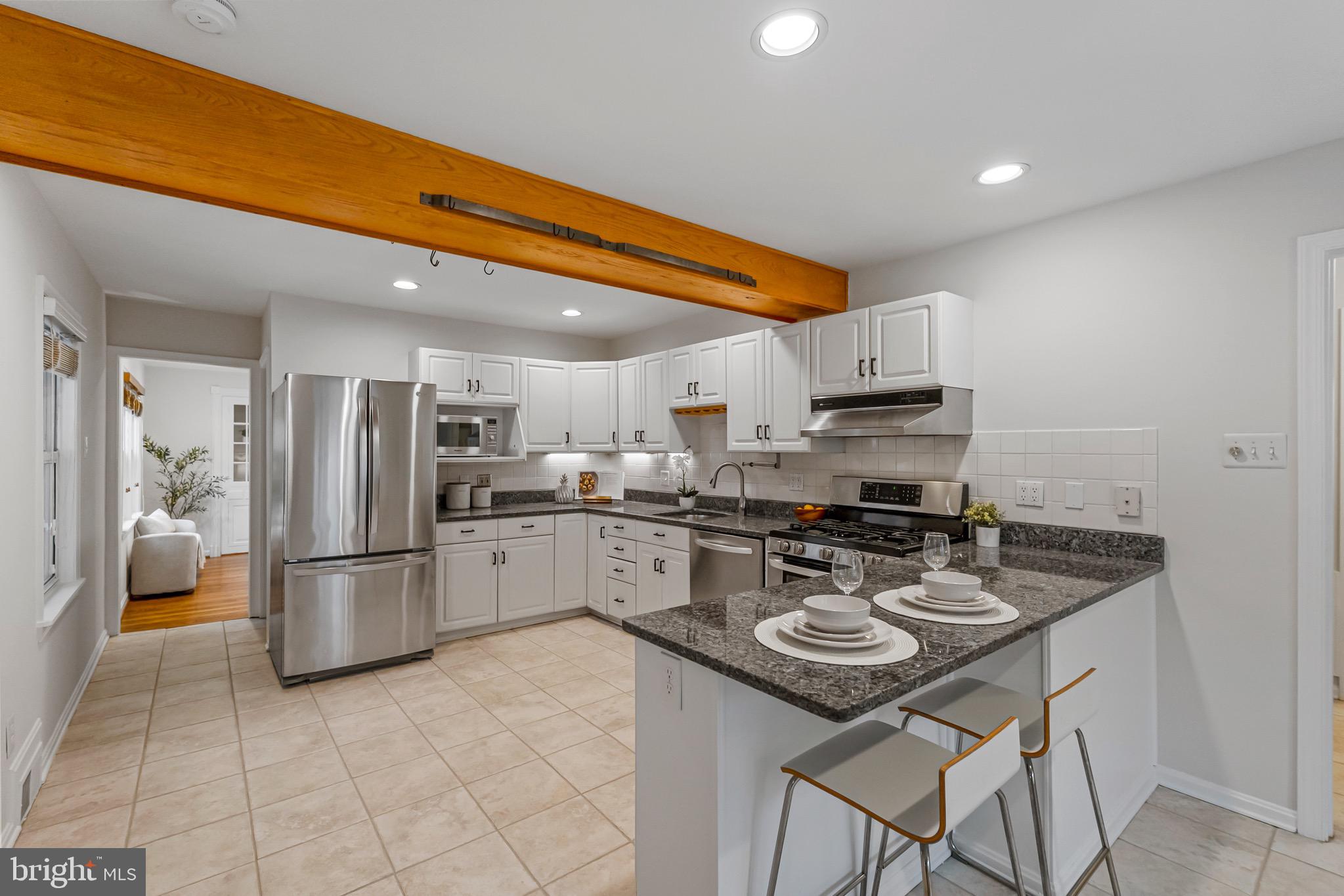 HILLWOOD - Residential