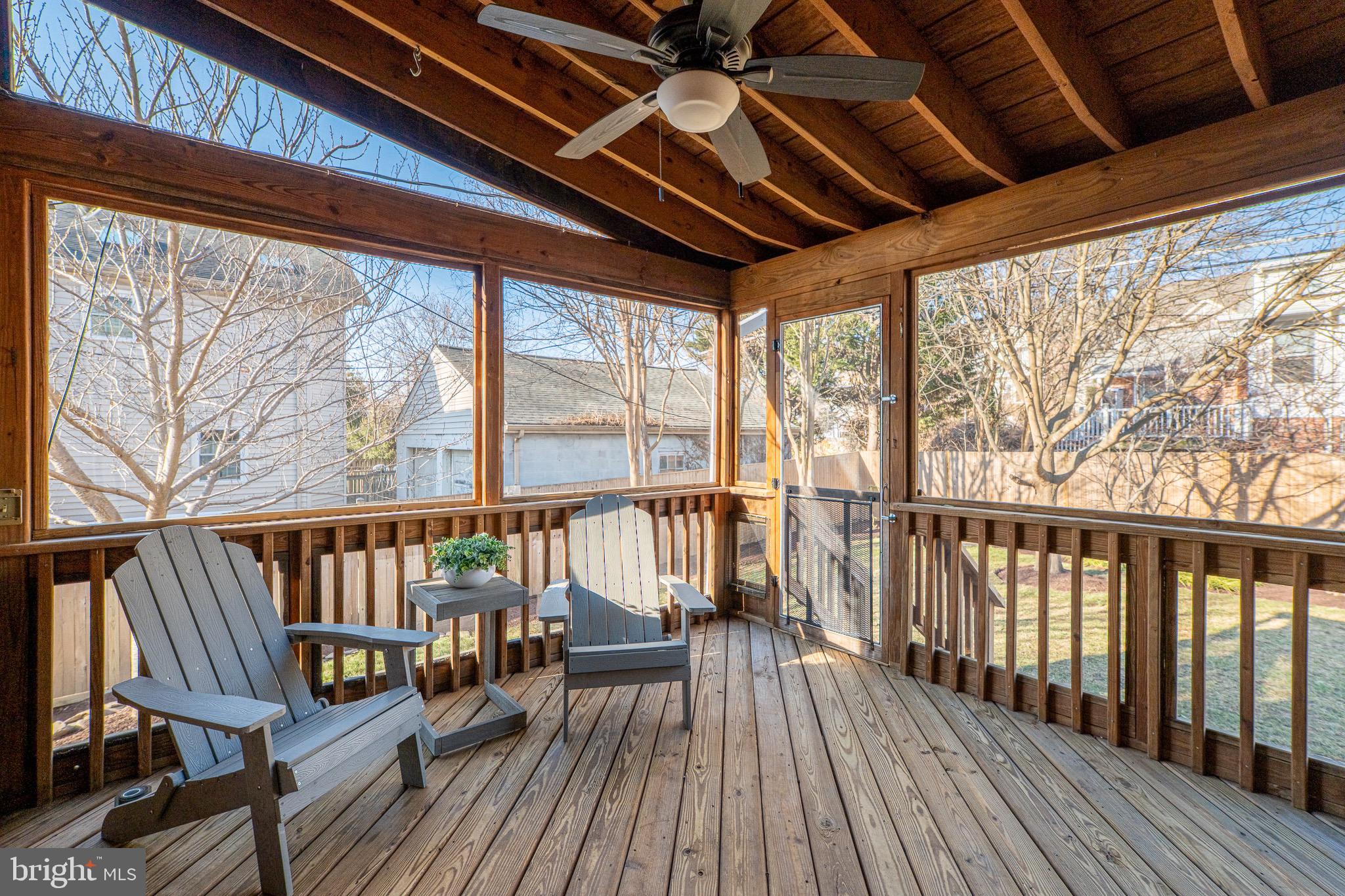 HILLWOOD - Residential