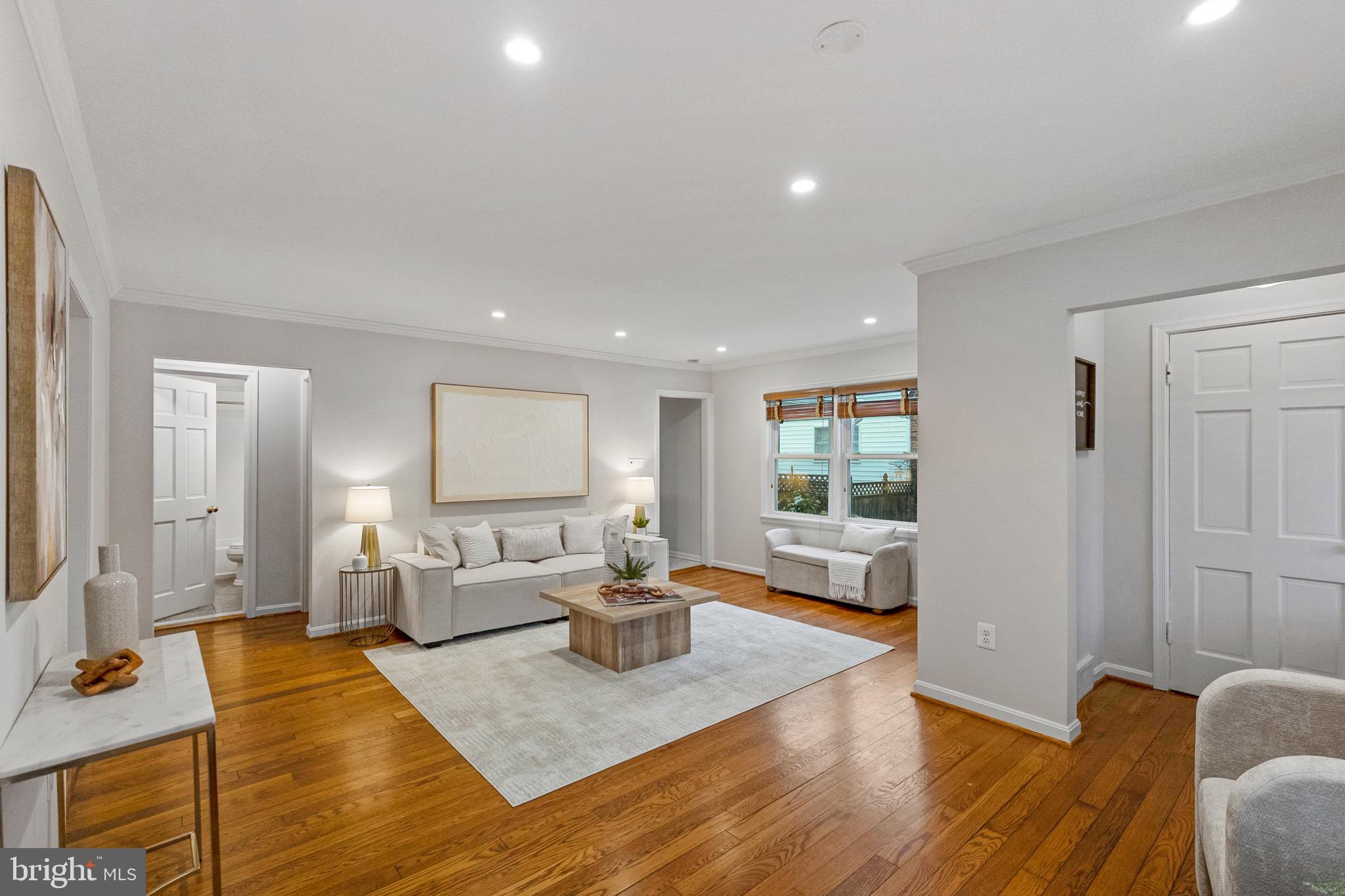 HILLWOOD - Residential