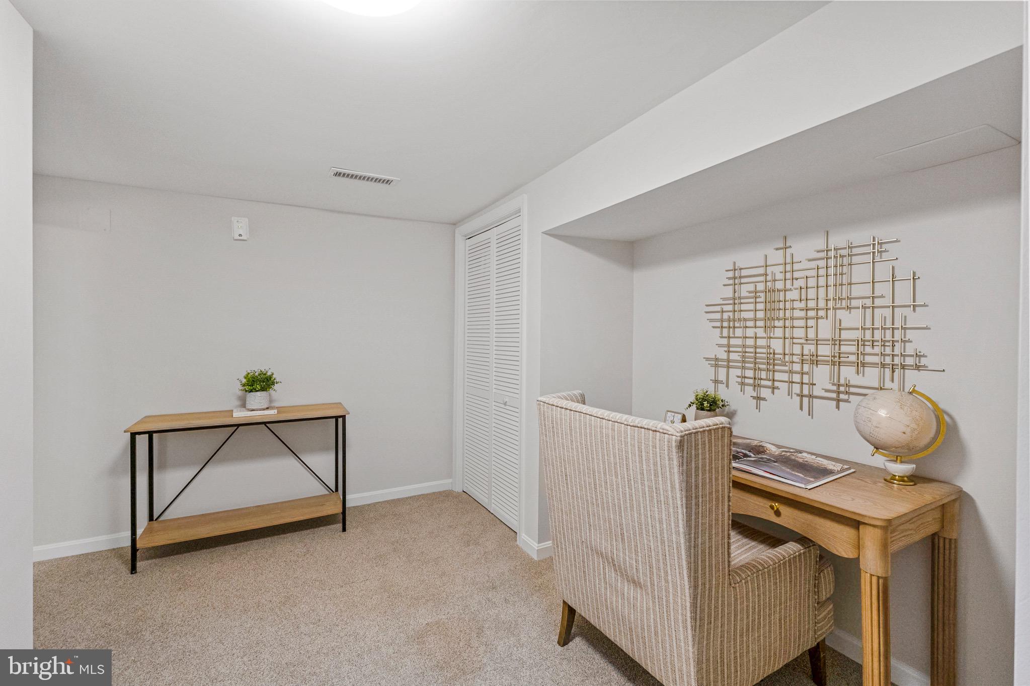 HILLWOOD - Residential