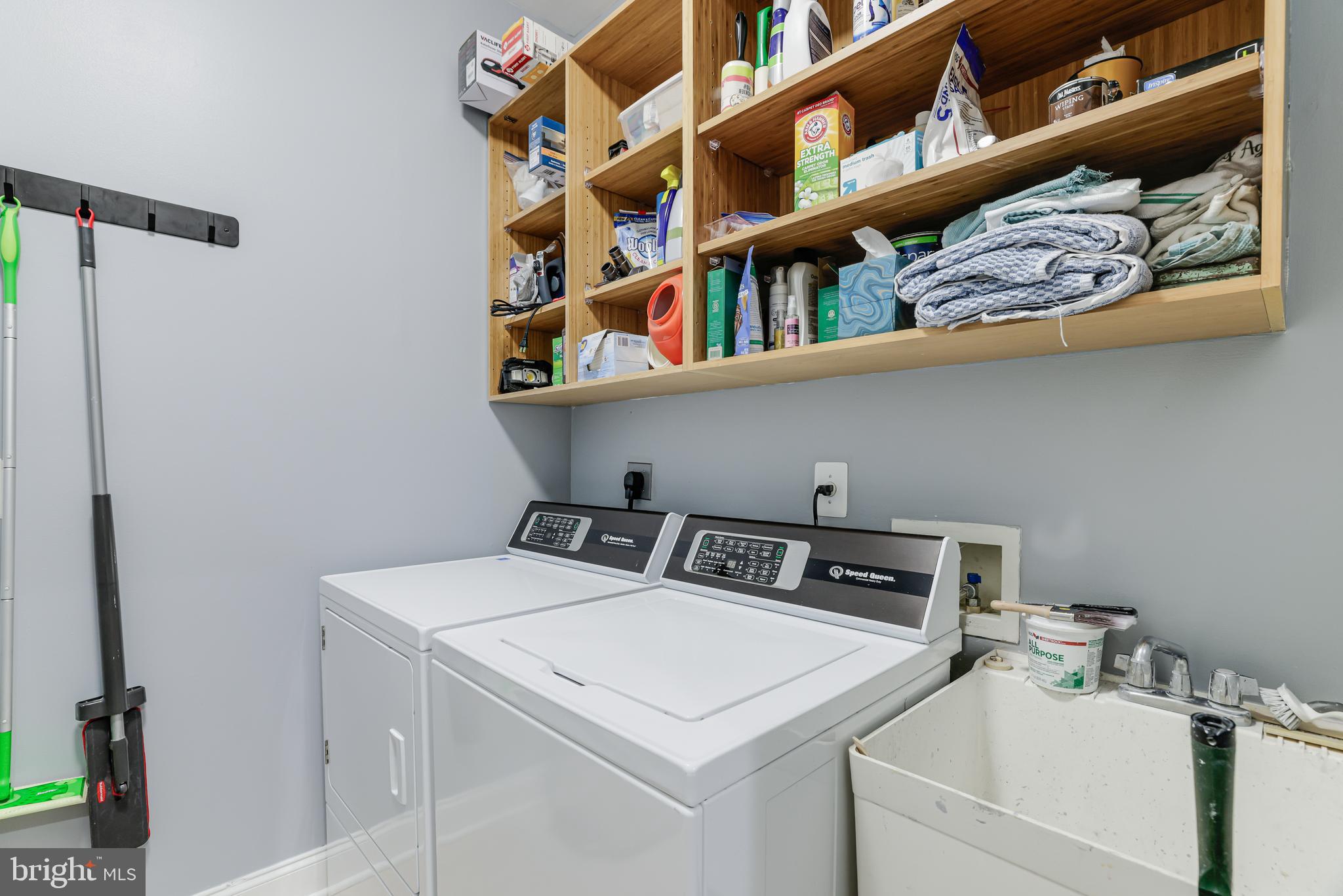 LANSDOWNE ON THE POTOMAC - Residential