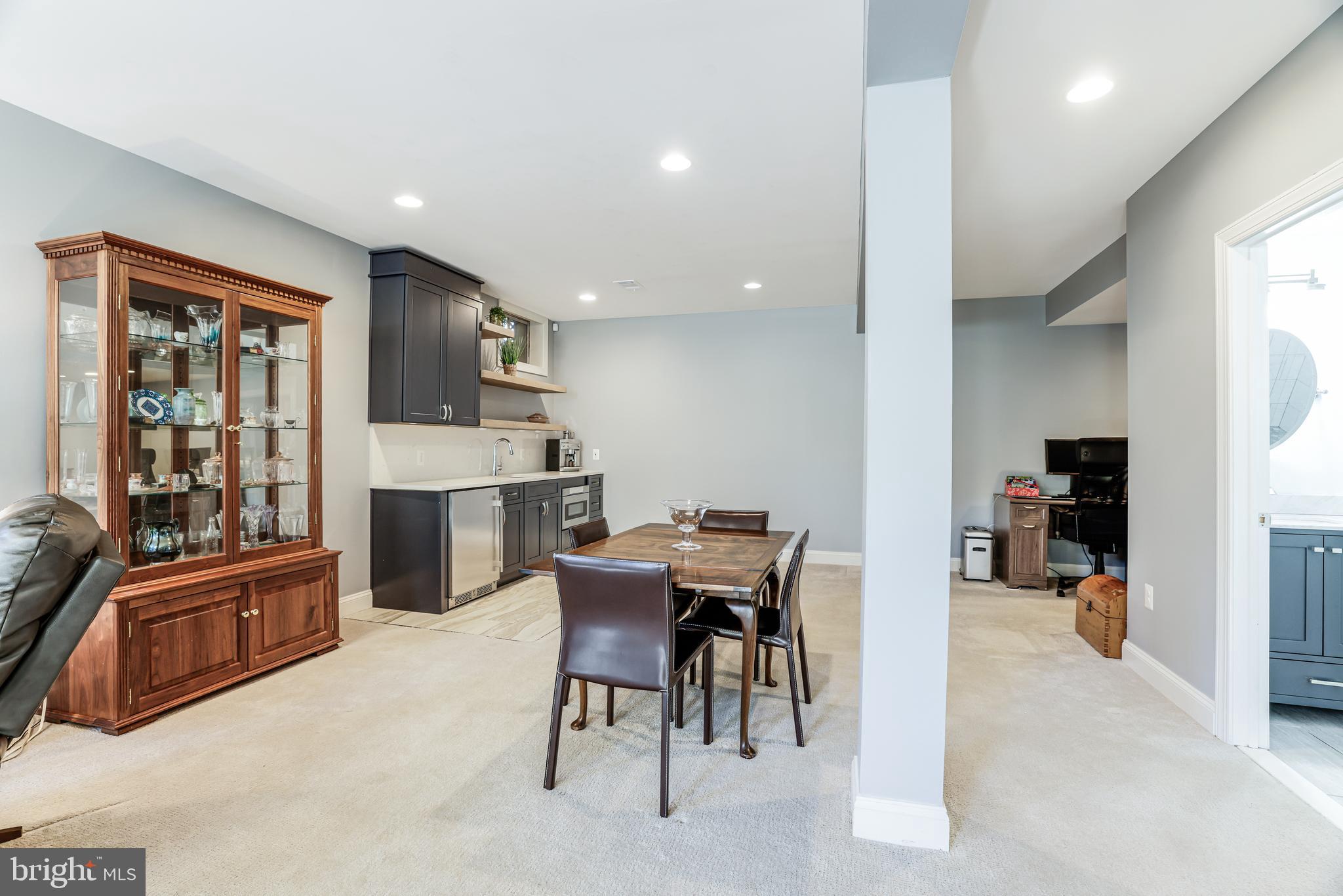 LANSDOWNE ON THE POTOMAC - Residential