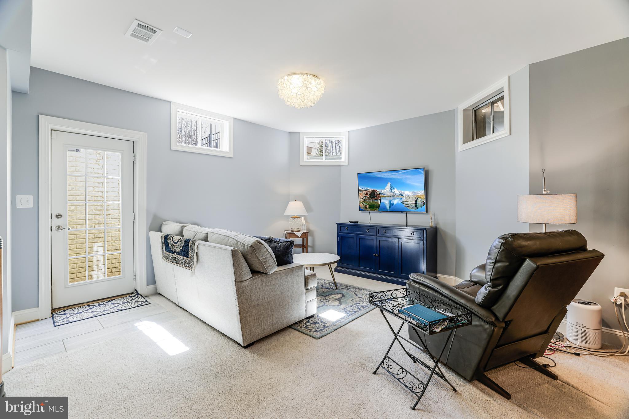 LANSDOWNE ON THE POTOMAC - Residential