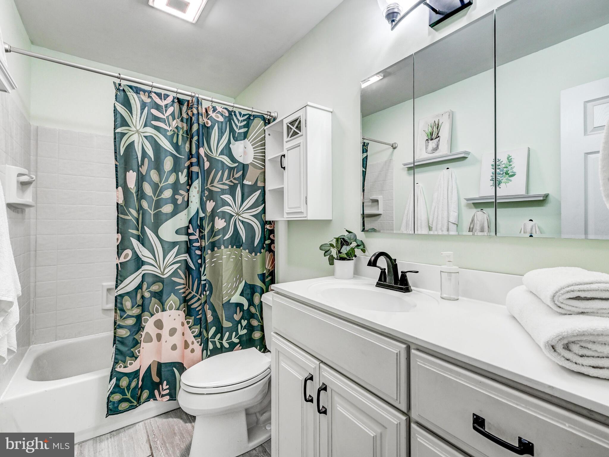 AMBERLY - Residential