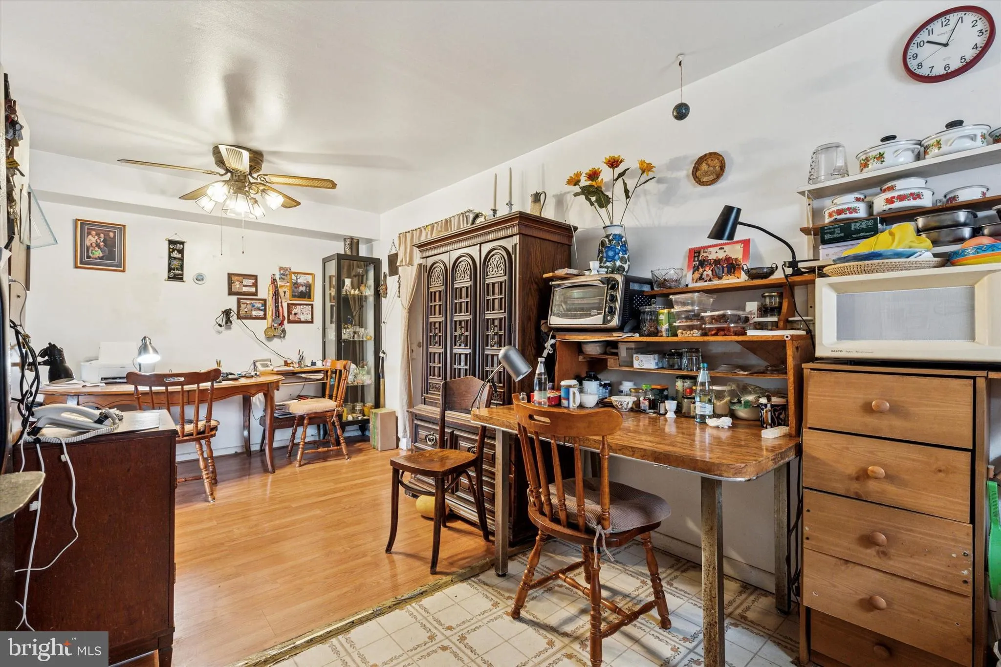 Philadelphia, Pennsylvania 19152, United States, 5 Bedrooms Bedrooms, ,Residential,Active,222375