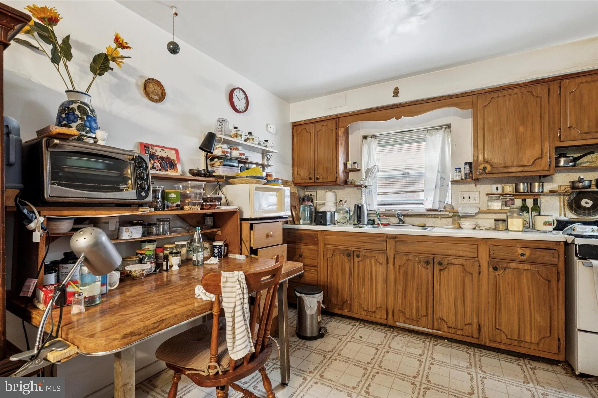 Philadelphia, Pennsylvania 19152, United States, 5 Bedrooms Bedrooms, ,Residential,Active,222375