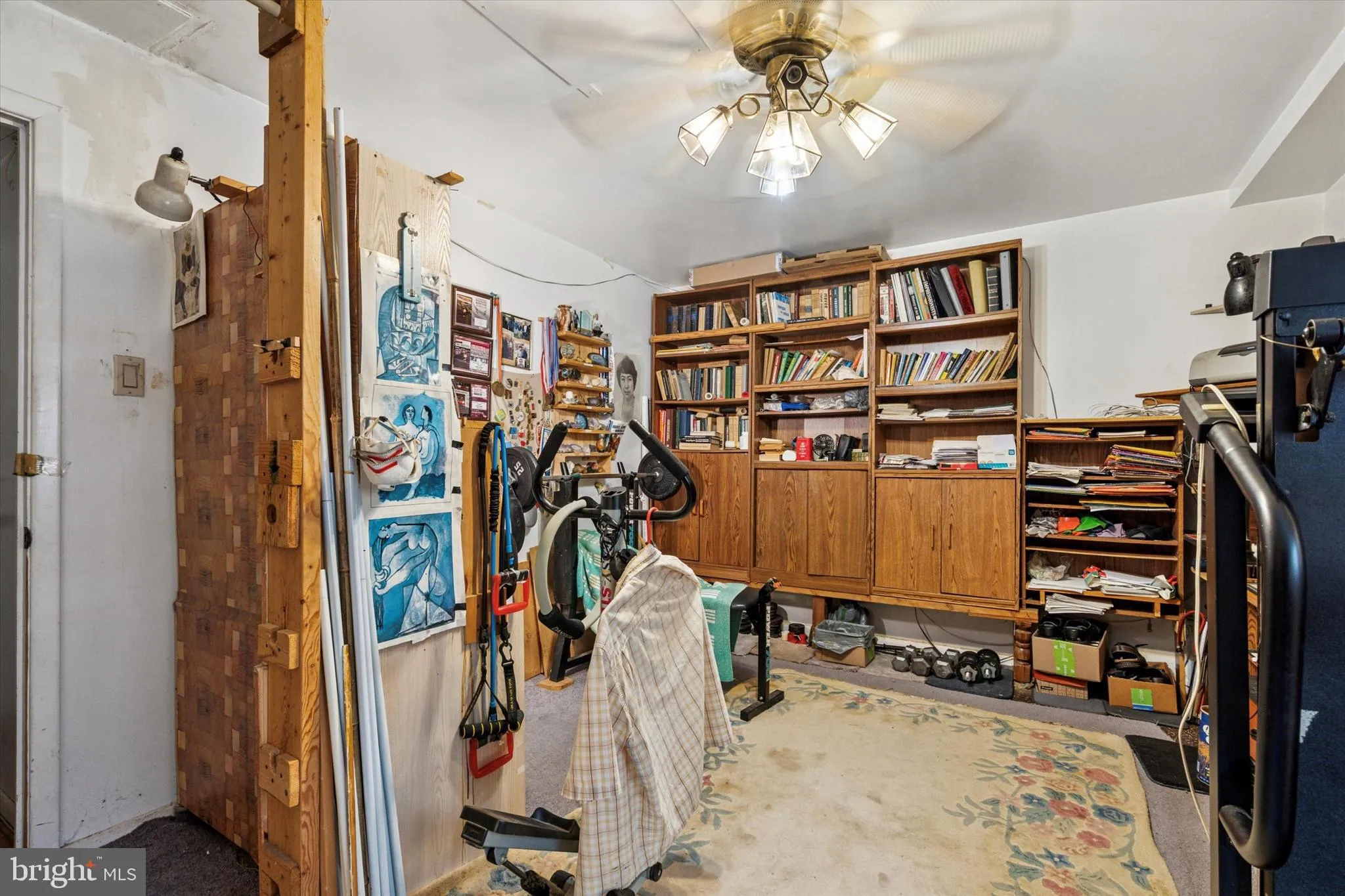 Philadelphia, Pennsylvania 19152, United States, 5 Bedrooms Bedrooms, ,Residential,Active,222375