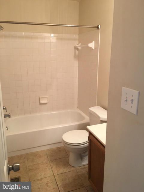 SUNNINGDALE MEADOWS - Residential Lease