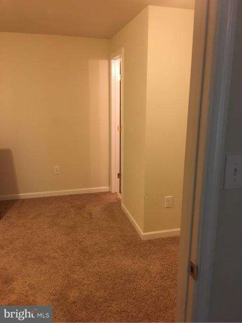 SUNNINGDALE MEADOWS - Residential Lease