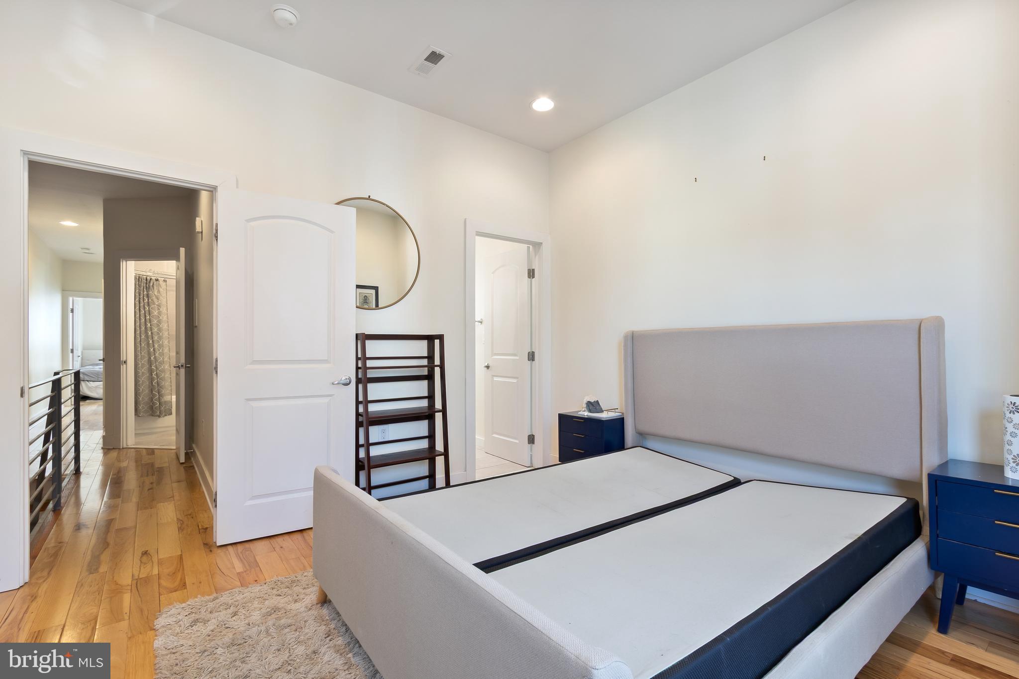 PHILADELPHIA (SOUTH) - Residential