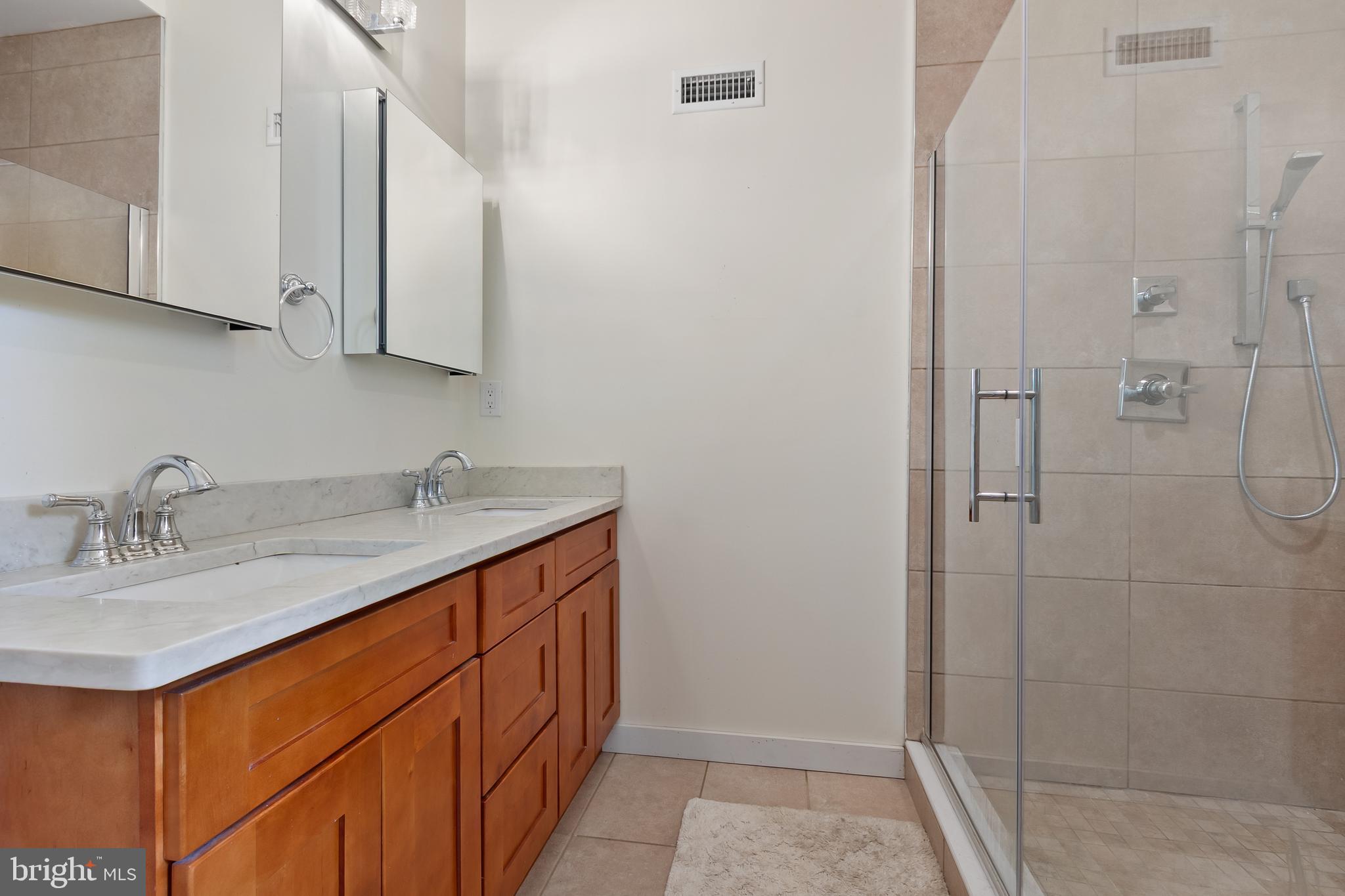 PHILADELPHIA (SOUTH) - Residential