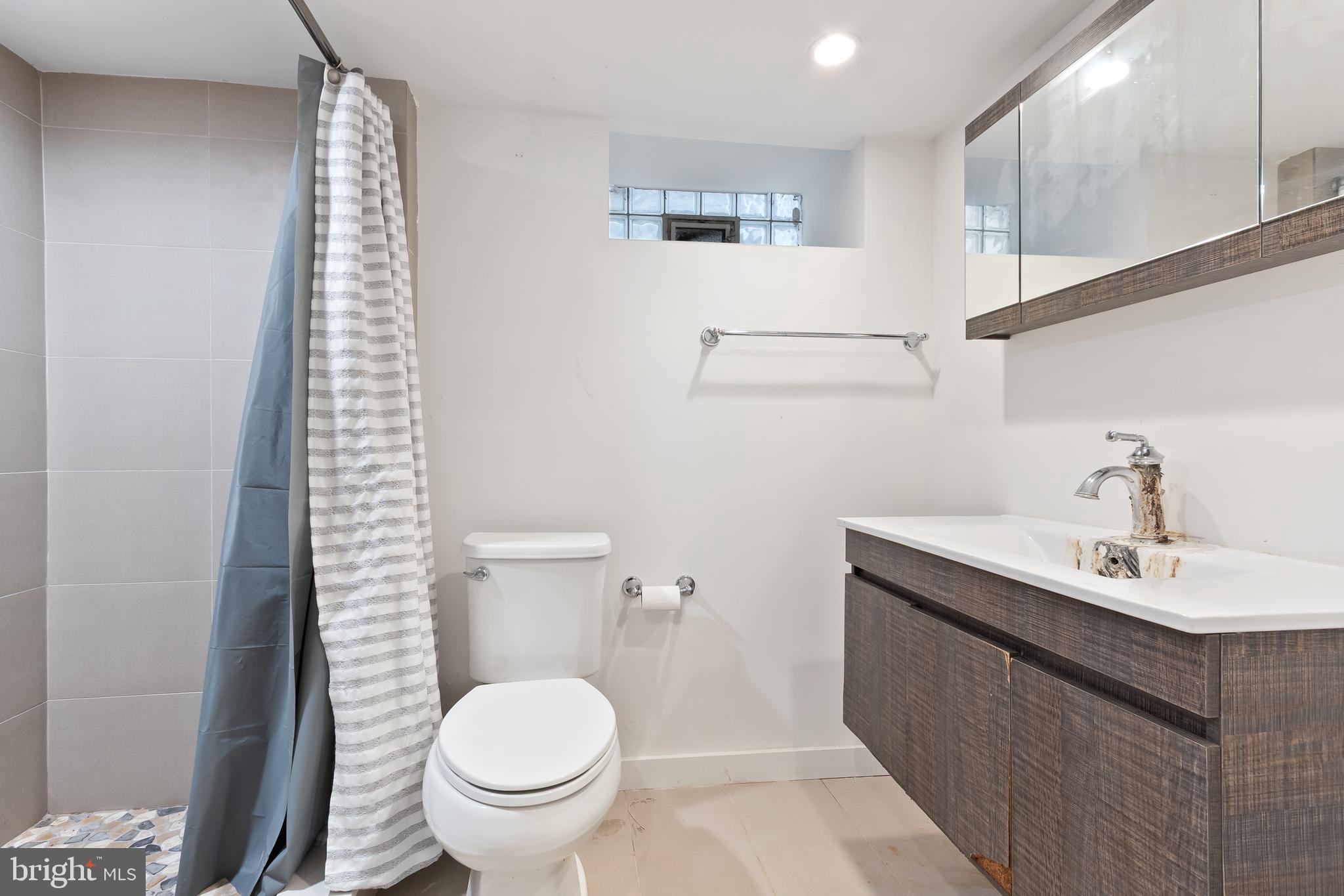 PHILADELPHIA (SOUTH) - Residential