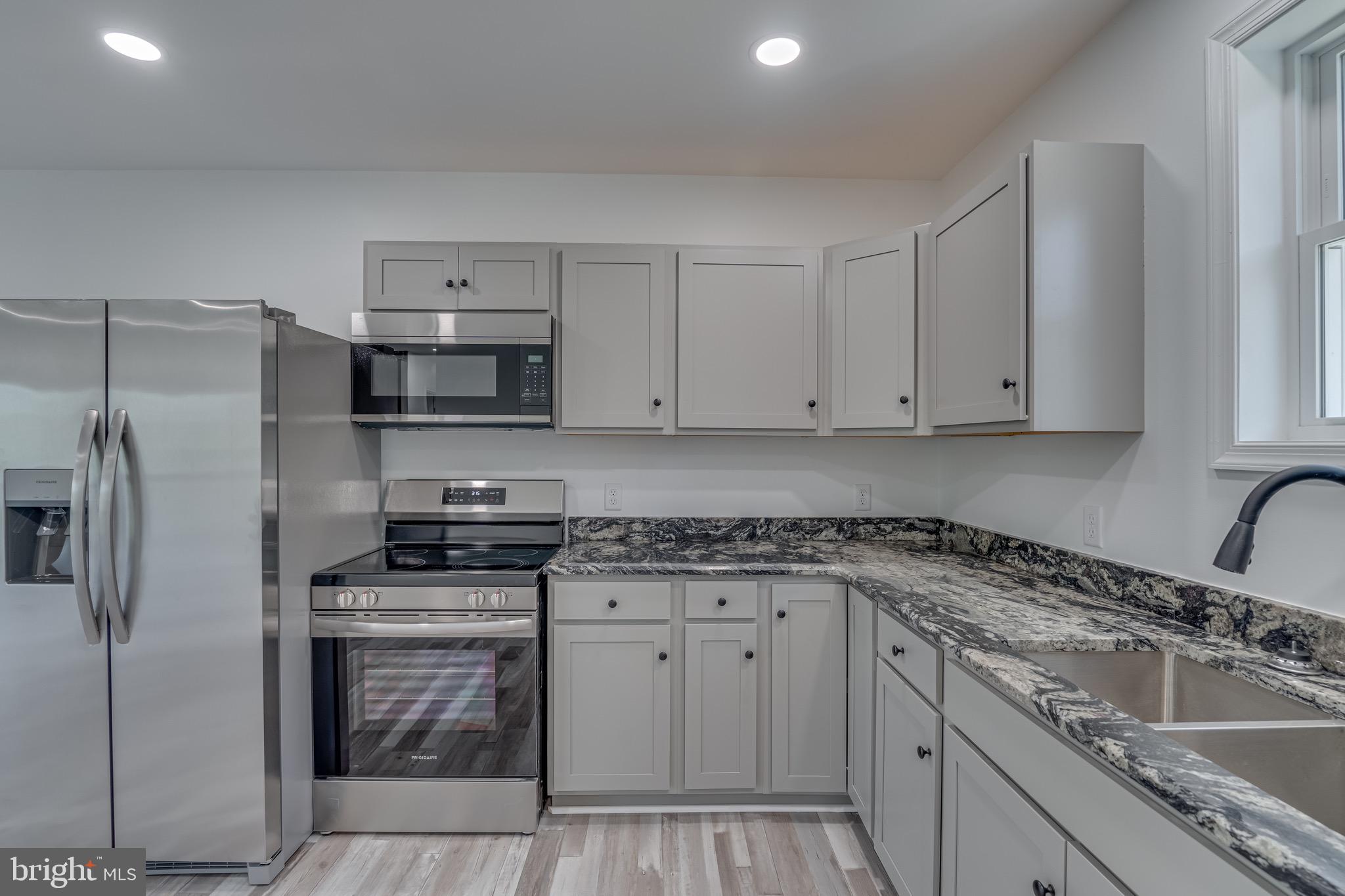 SLEEPY HOLLOW - Residential