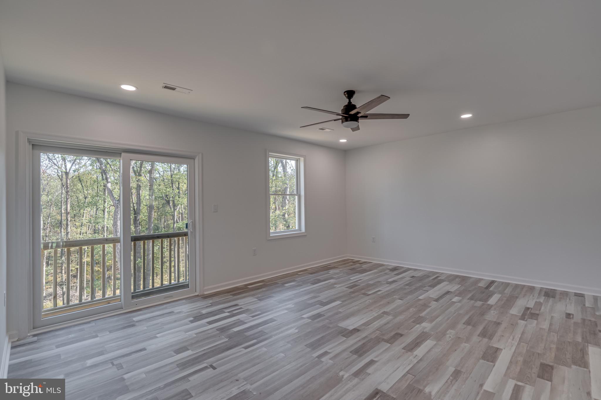 SLEEPY HOLLOW - Residential