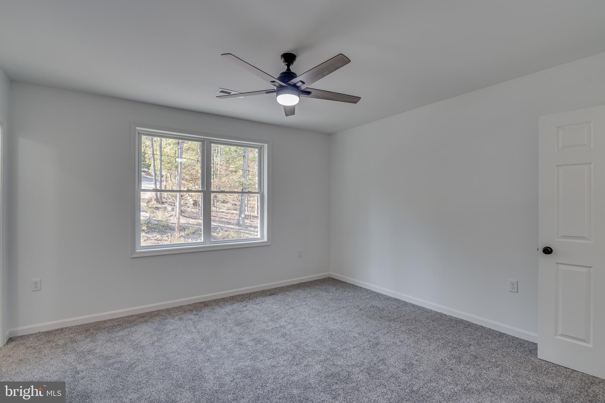 SLEEPY HOLLOW - Residential