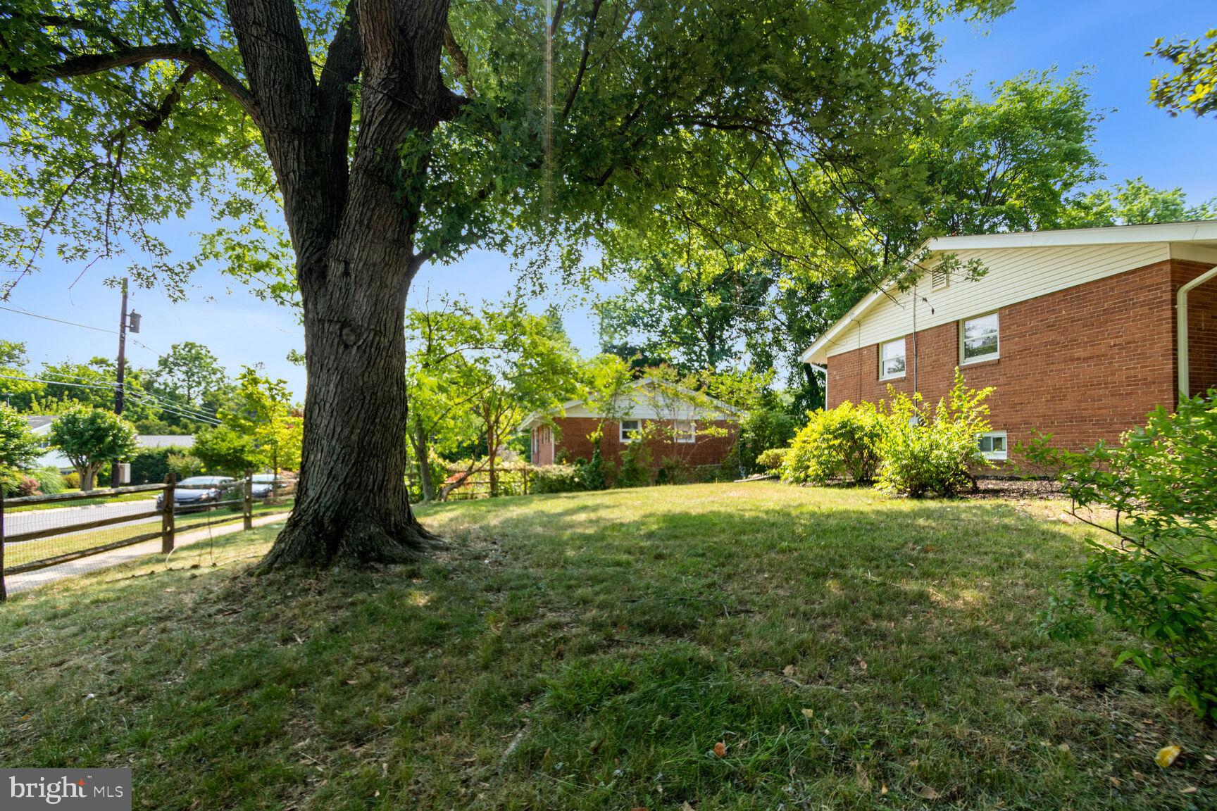 GARRETT PARK ESTATES - Residential