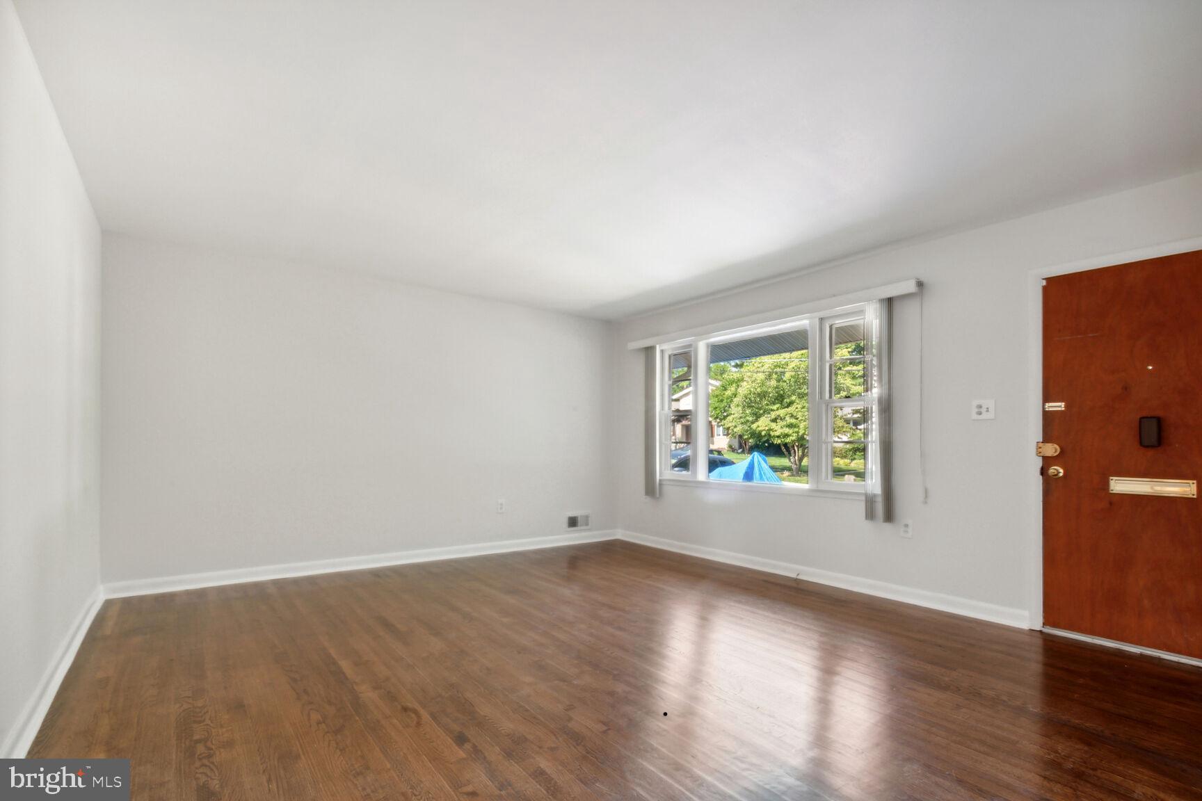 GARRETT PARK ESTATES - Residential