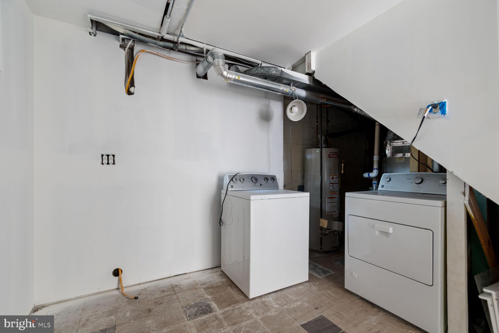 GARRETT PARK ESTATES - Residential