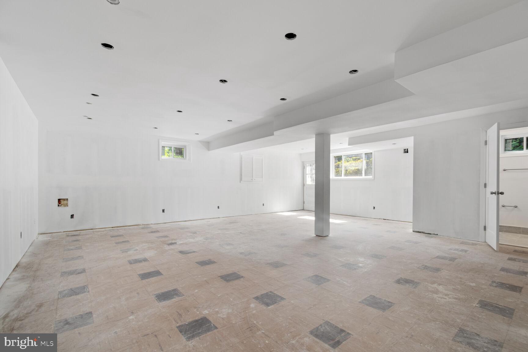 GARRETT PARK ESTATES - Residential