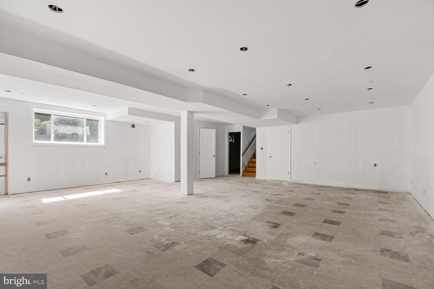 GARRETT PARK ESTATES - Residential