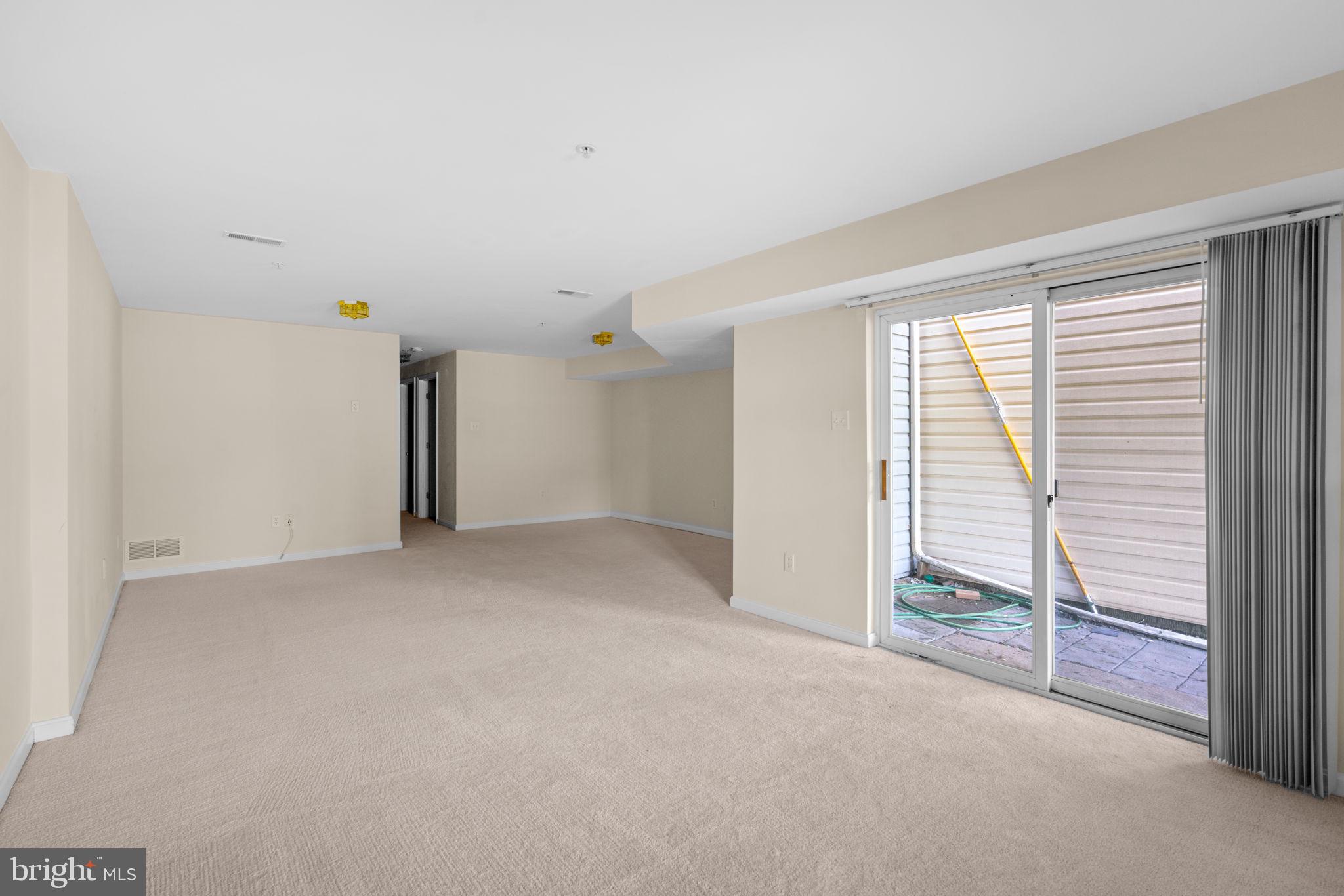 WINTERS RUN MANOR - Residential