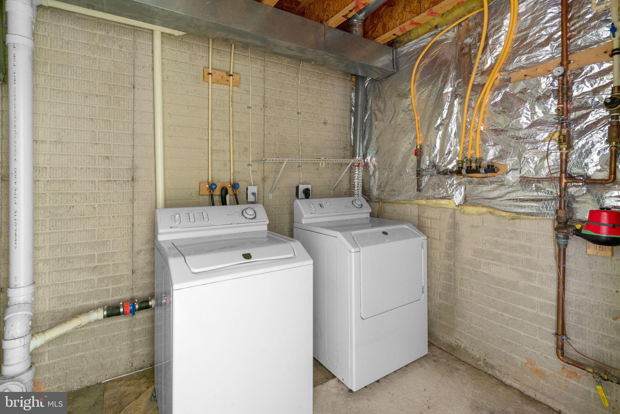 WINTERS RUN MANOR - Residential