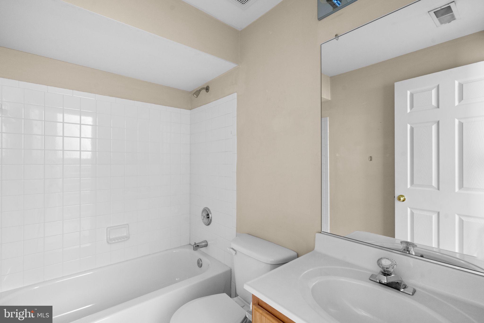 WINTERS RUN MANOR - Residential