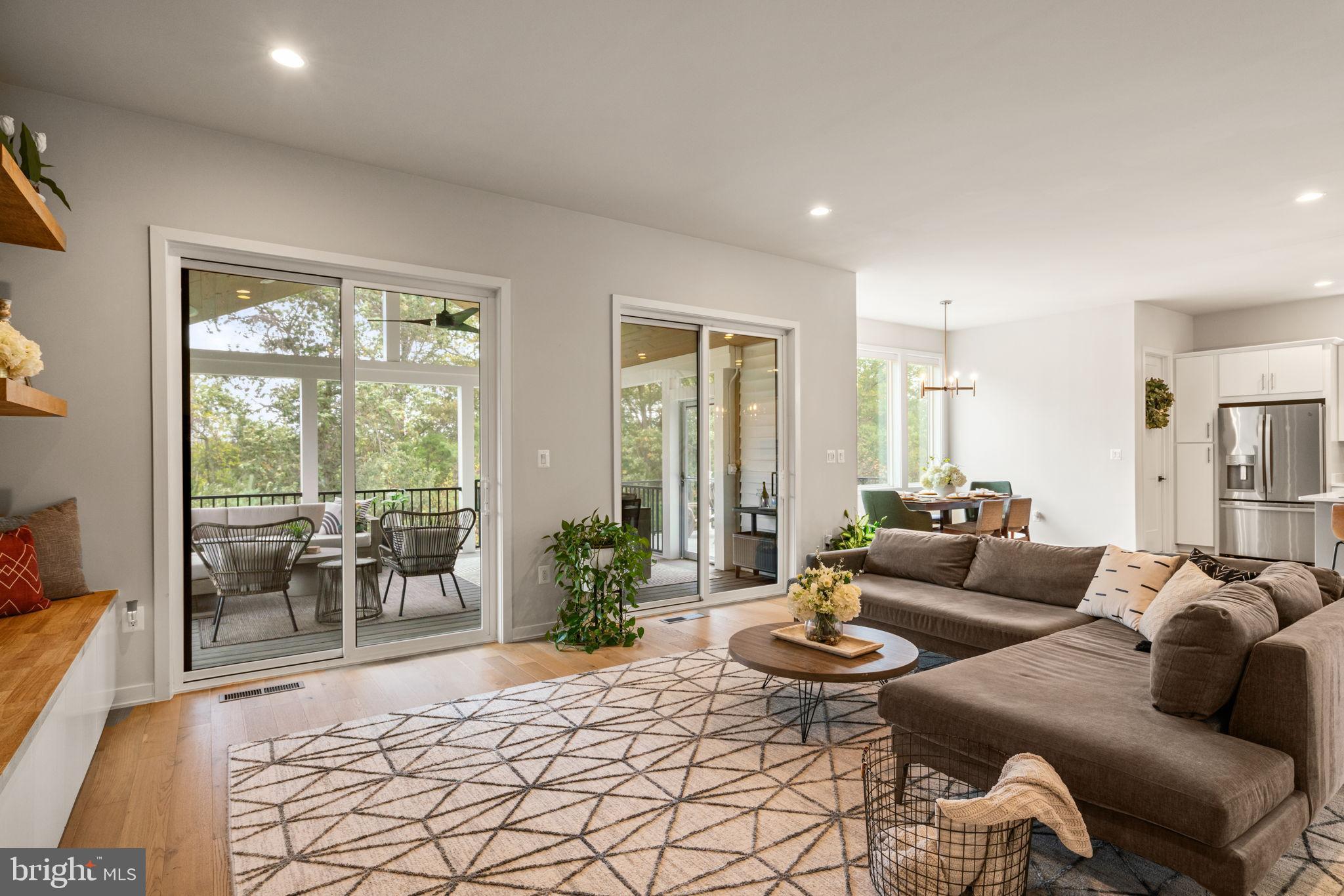 LENAH MILL - Residential