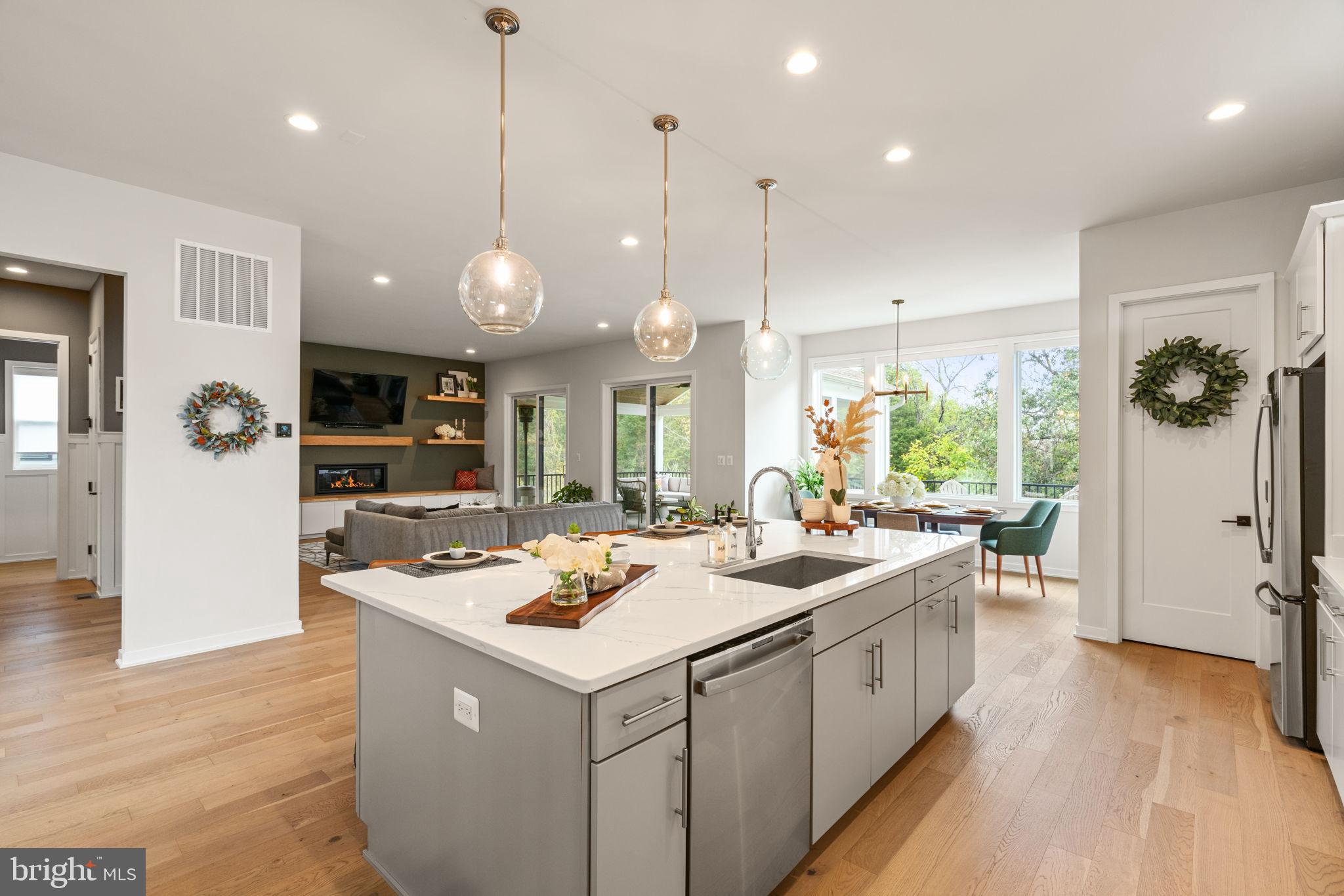 LENAH MILL - Residential